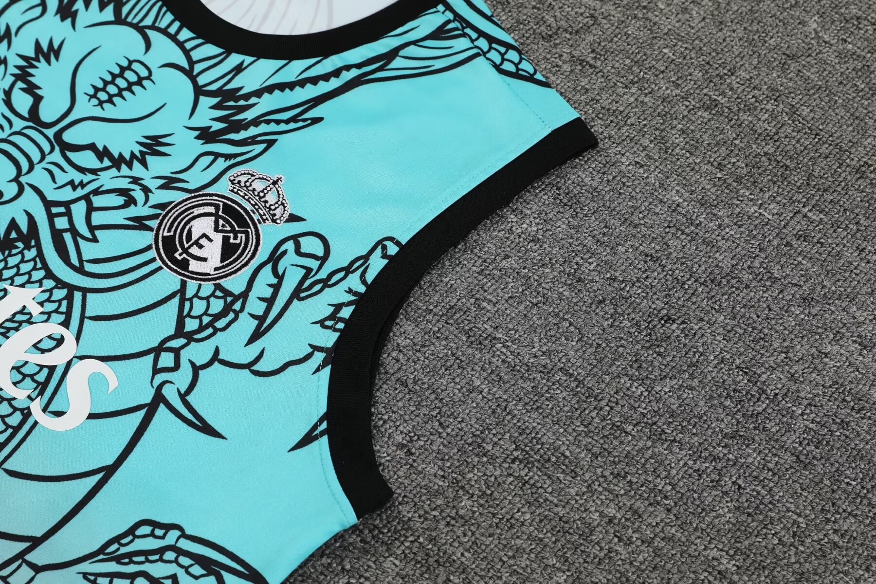 2024/25 Real Madrid training vest