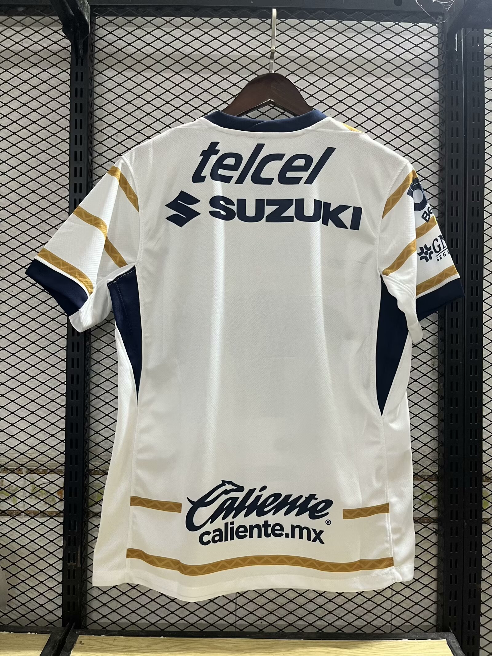 2024/25 Pumas Home Jersey 1:1 Thai Quality