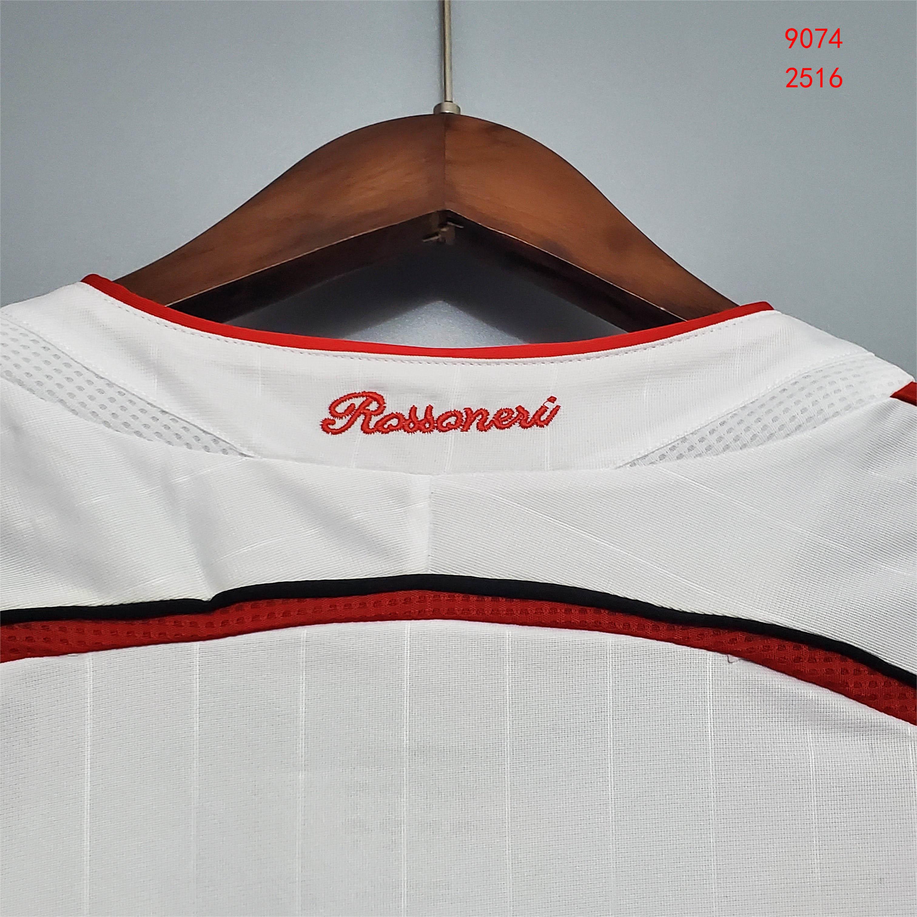 2006/07 AC Milan Away Retro Shirt - Fans Edition