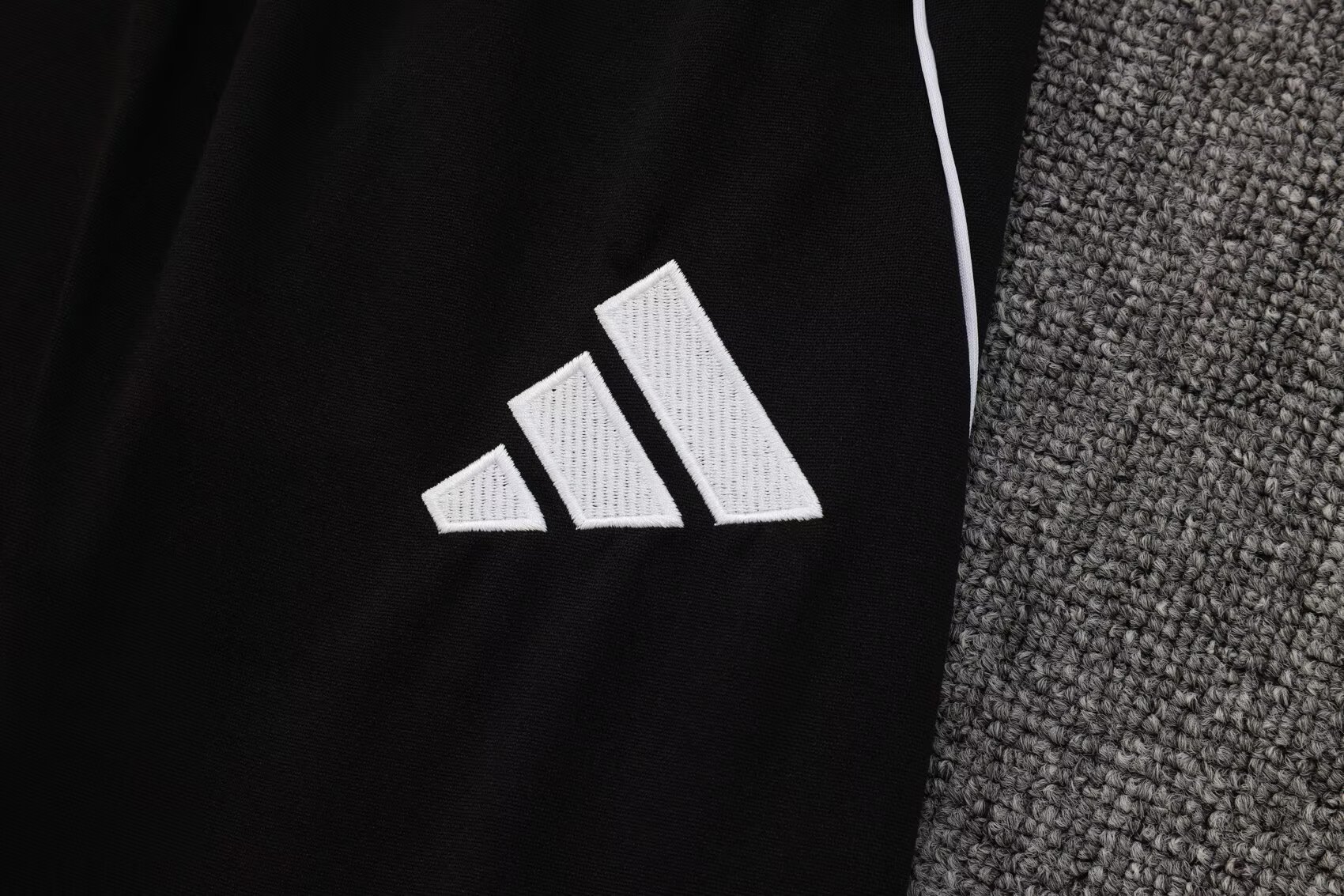 2025/26 Miami Black Training Kit