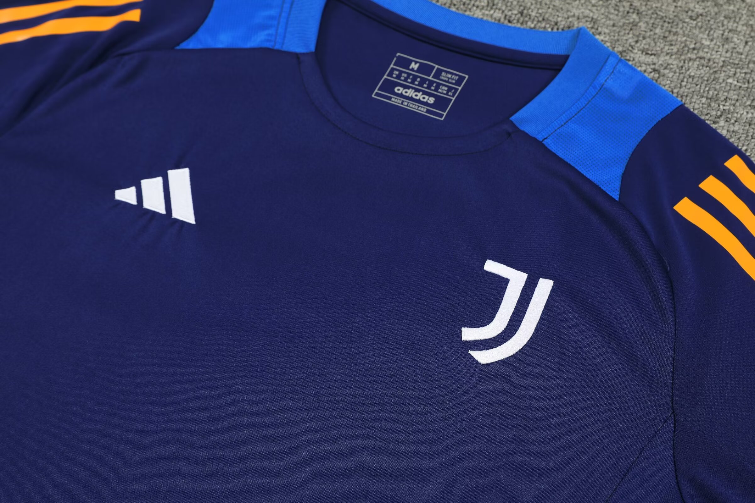 2024/25 Juventus short sleeve Training Jersey - Adult Set