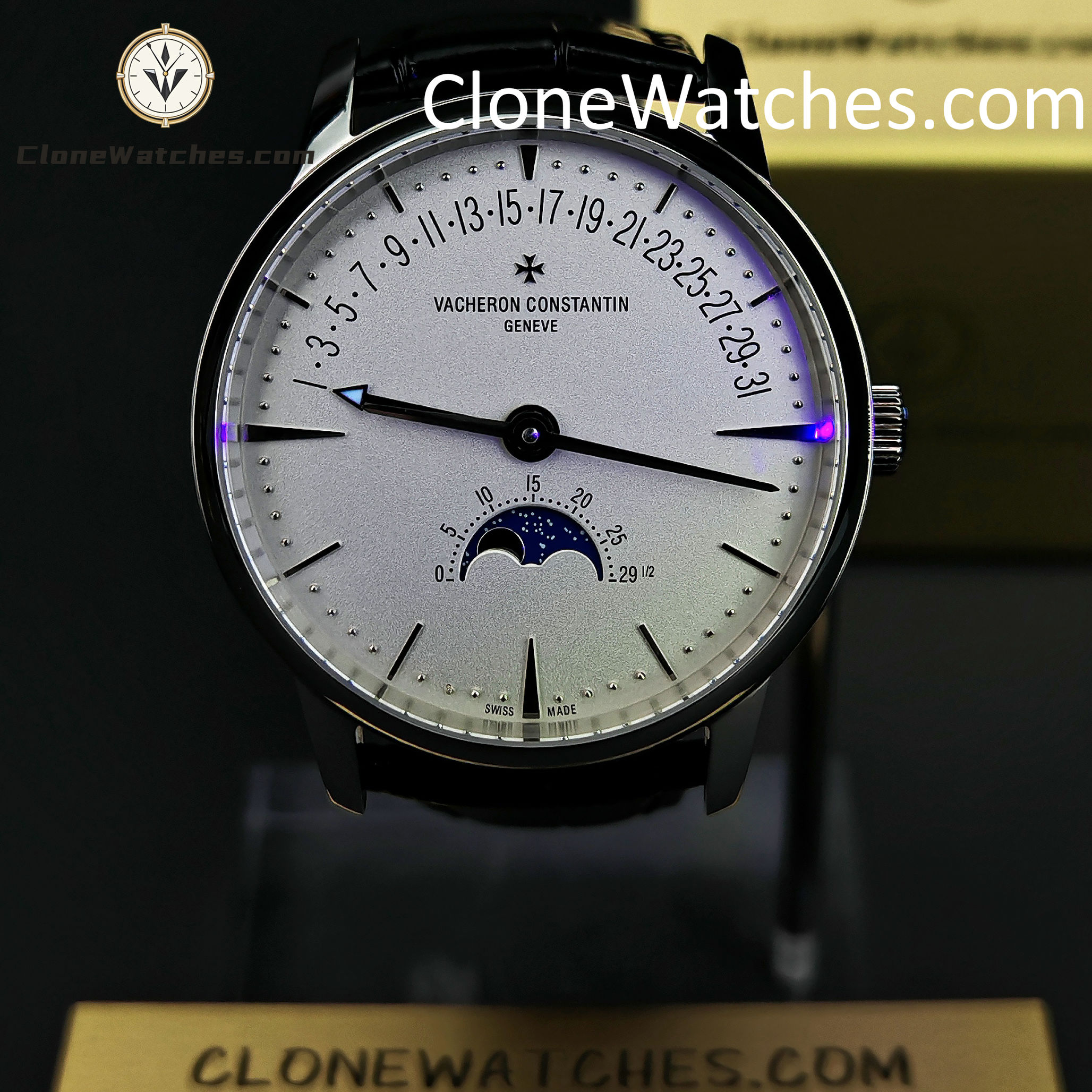 Vacheron Constantin Super Clone Watches 1:1 Patrimony Moon Phase Retrograde Date 4010U/000G-B330 White Dial