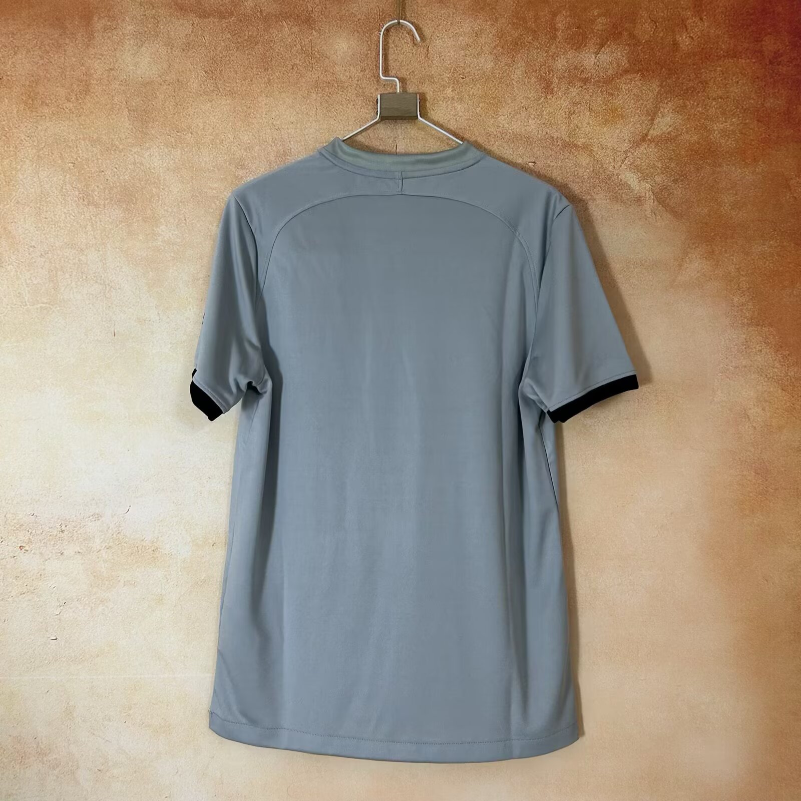 22-23 season Paris away retro jersey - Fans Edition