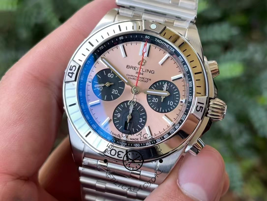 Breitling Chronomat B01 AB0134101K1A1 42mm Replica