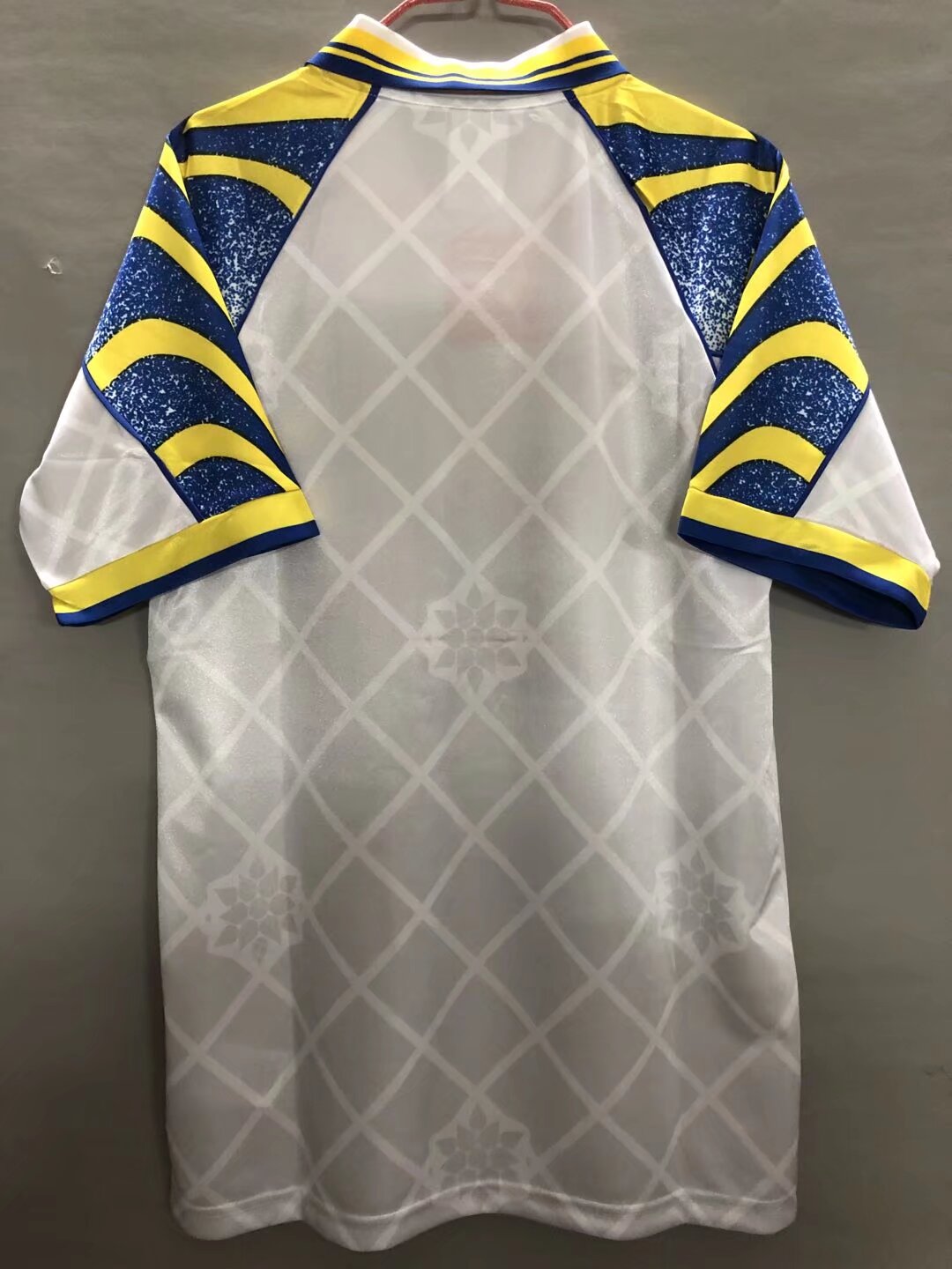 1995/97 Parma Away Retro Jersey 1:1 Thai Quality - Fans Edition