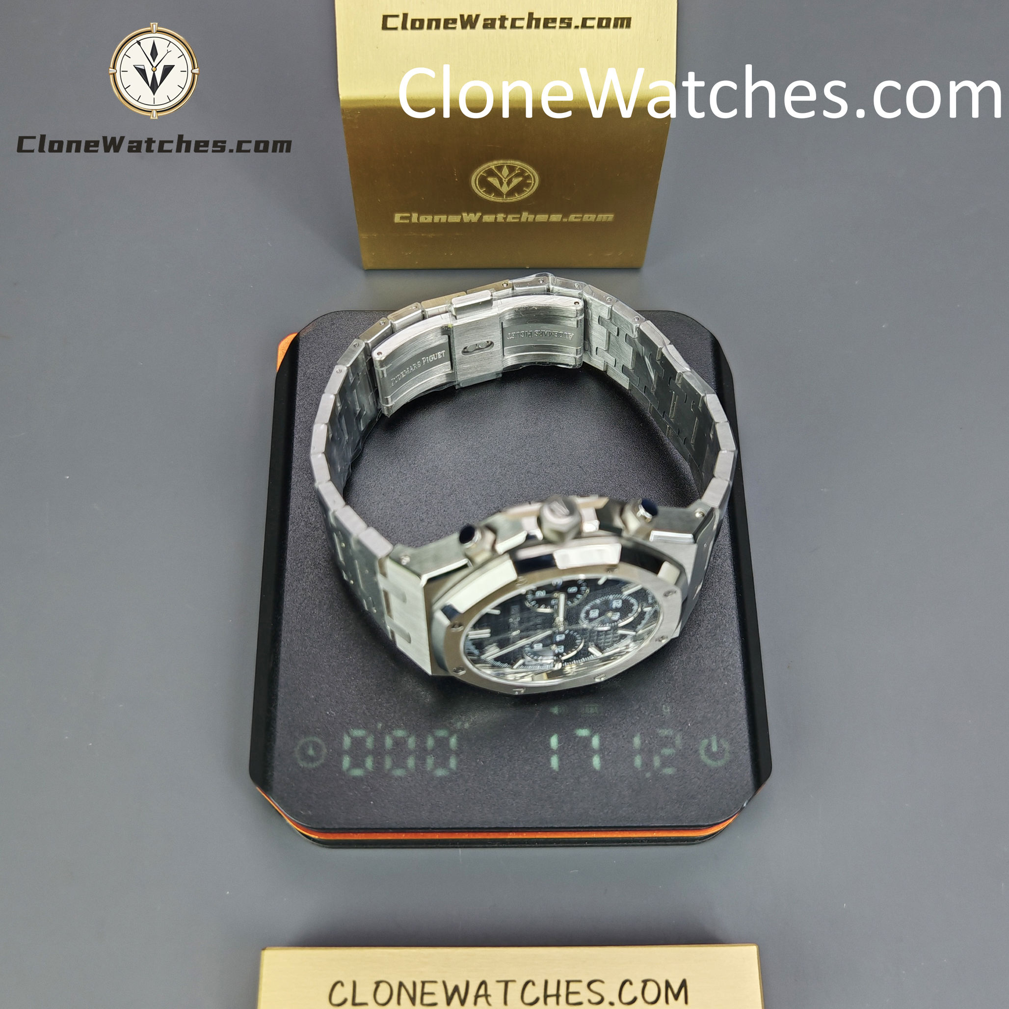 Audemars Piguet Super Clone Watches 1:1 Royal Oak Blue Dial 26240 Selfwinding Chronograph