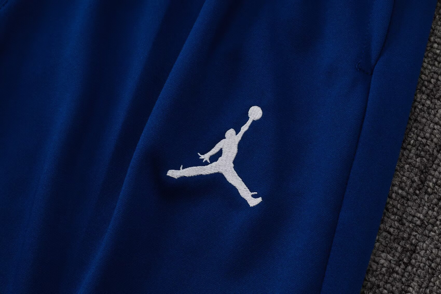 2025/26 Paris Saint-Germain red training kit