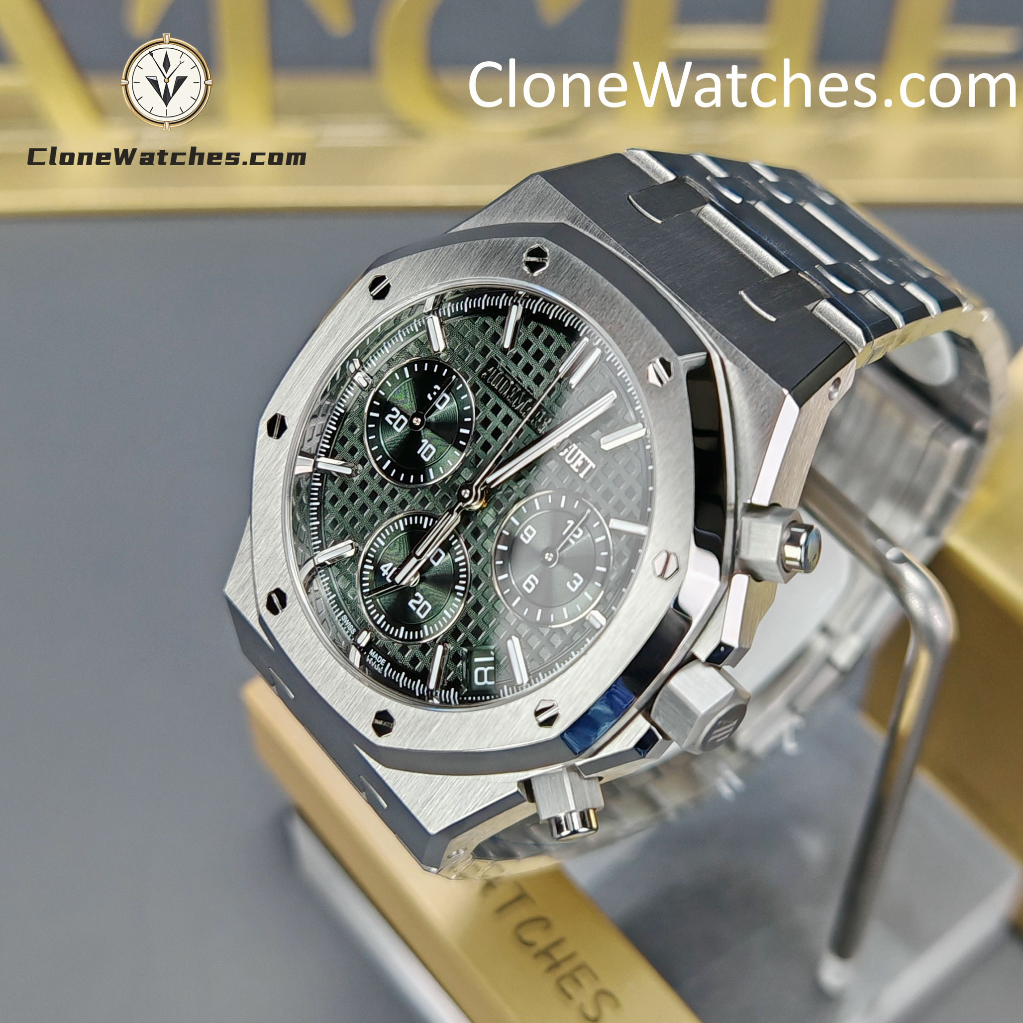 Audemars Piguet Super Clone Watches 1:1 Royal Oak Green Dial 26240 Selfwinding Chronograph