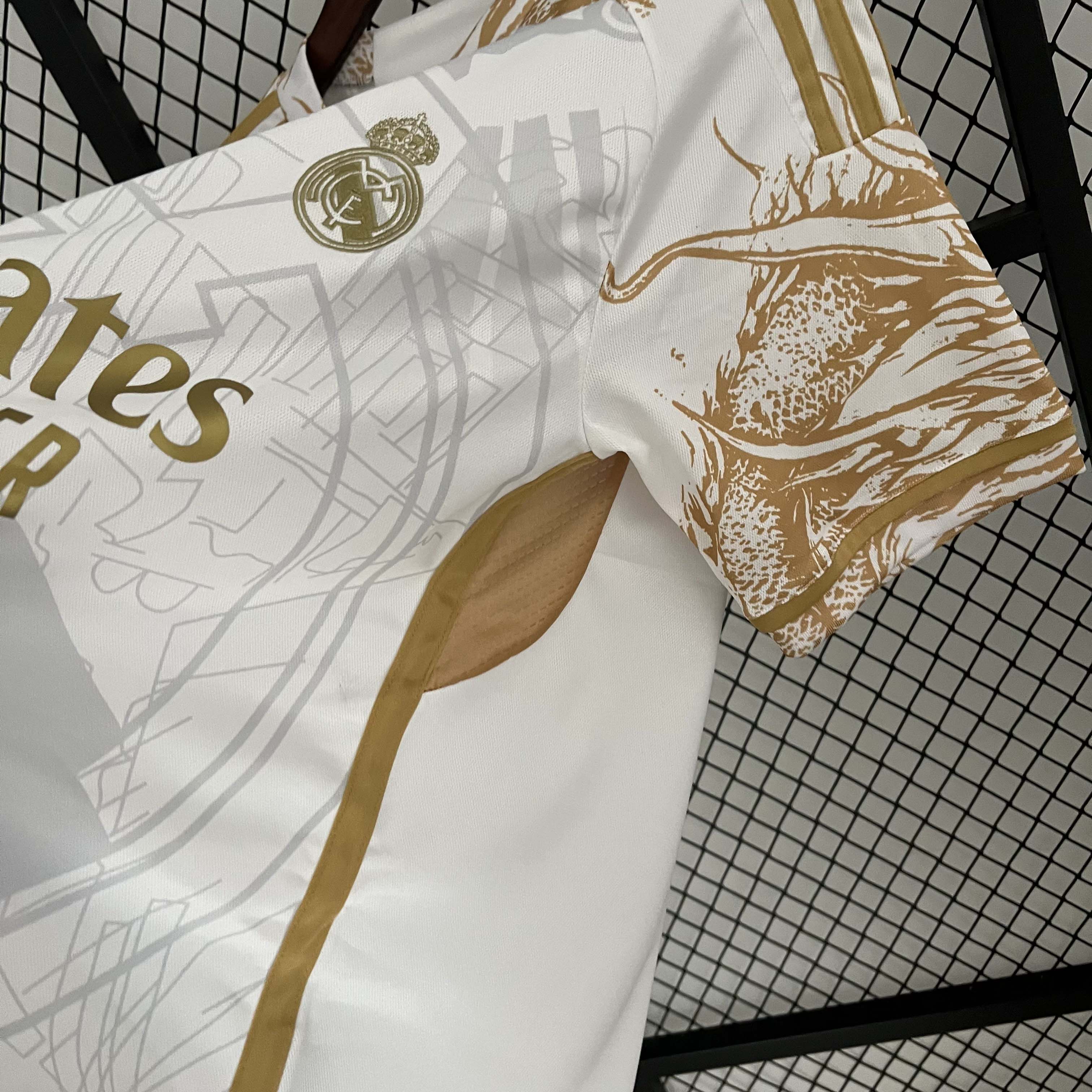 2023/24 Real Madrid Golden white dragon Special Edition  Football Shirt1:1 Thai Quality-Fans