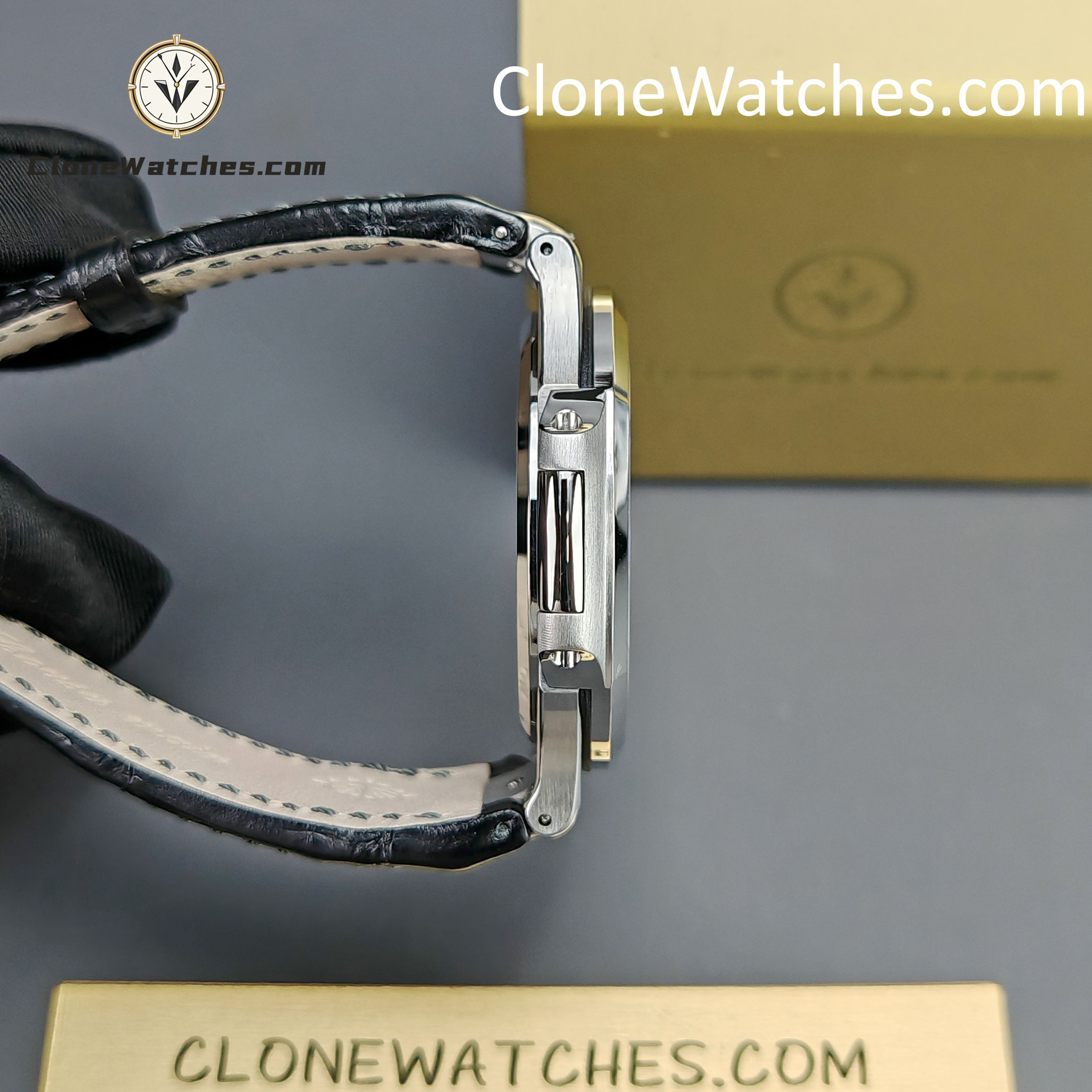 Patek Philippe Super Clone Watches 1:1 Nautilus 5711 Green Dial Black Leather Strap