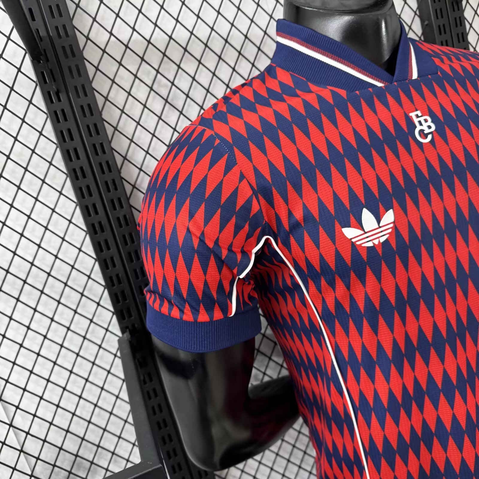 2025-26 Bayern Munich Jersey - Player Edition