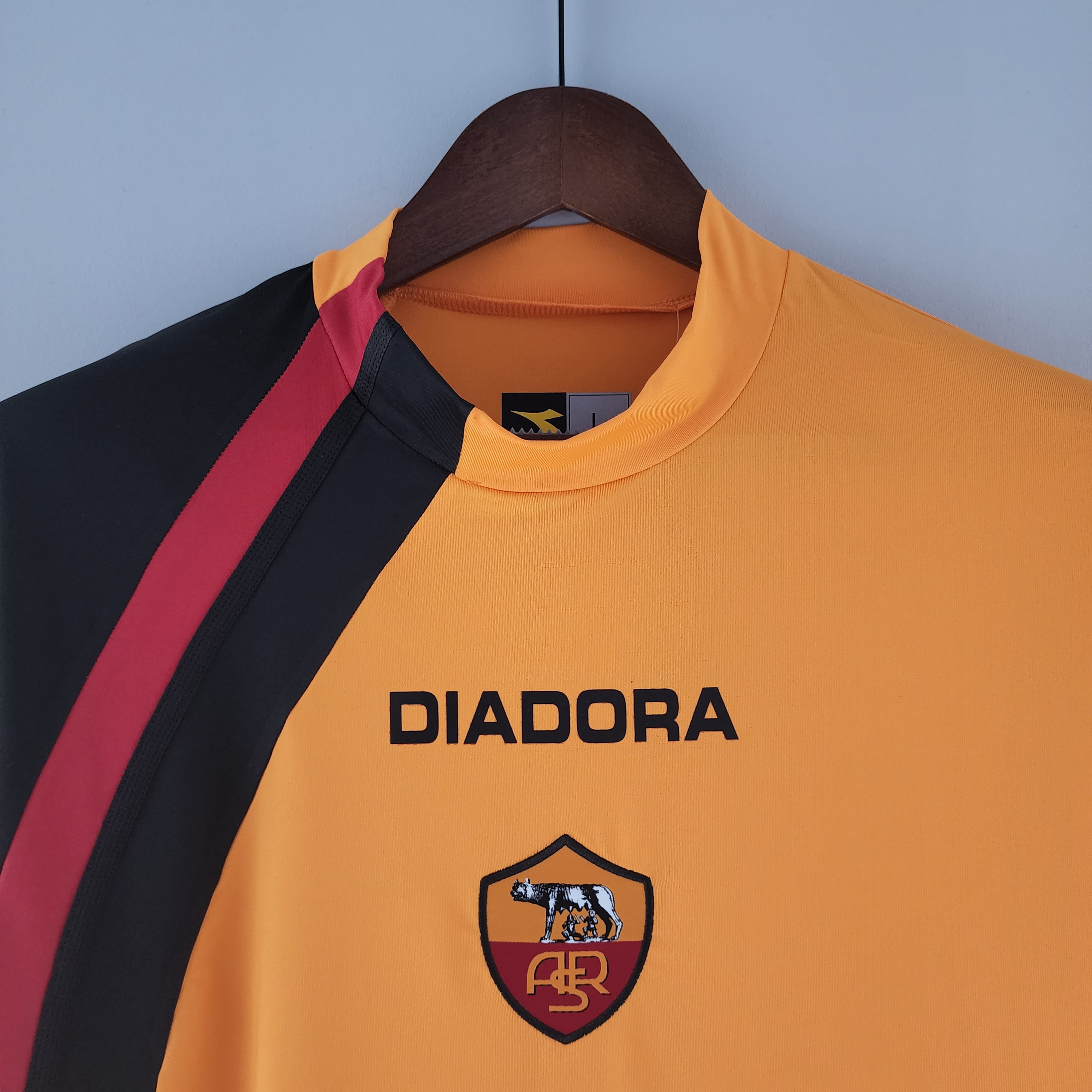 2005/06 Roma Home Retro Jersey