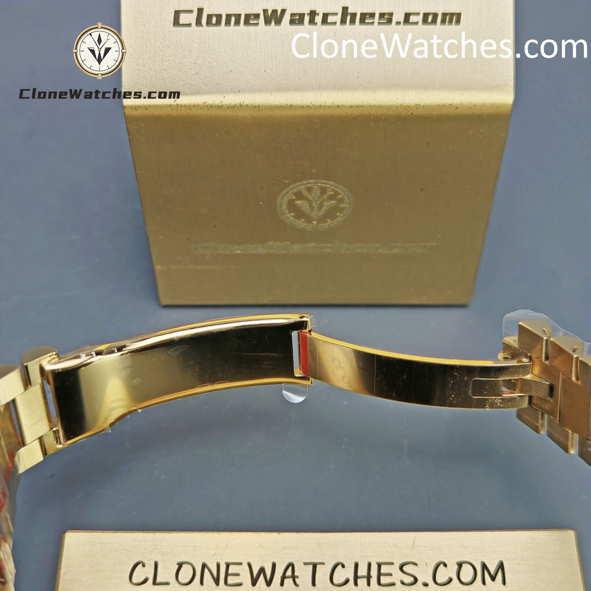 Rolex Super Clone Watches 1:1 Day Date 18K Gold Diamond Dial 40mm m228238-0005 3255 Movement