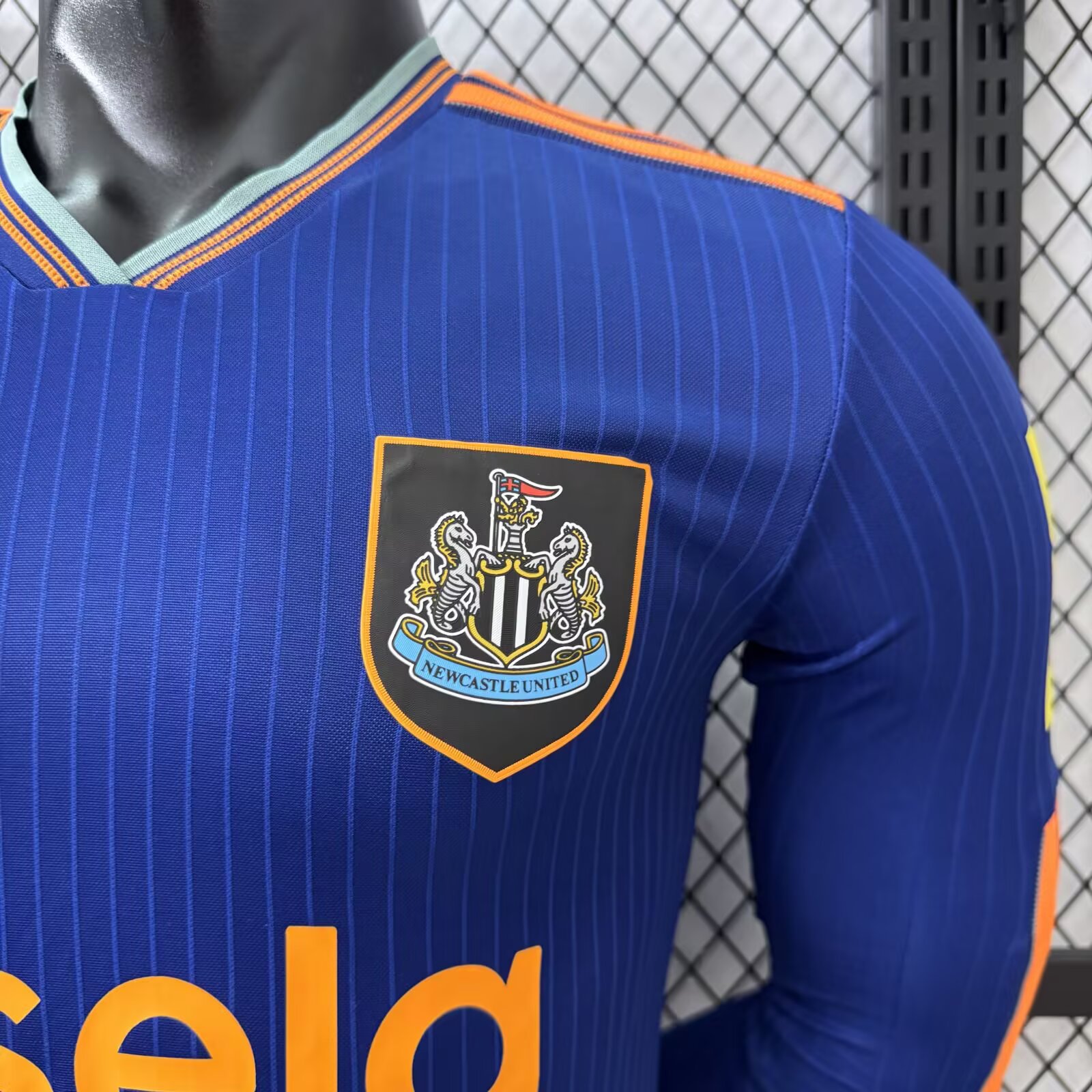 2025-26 Newcastle Second Away Long-Sleeve Jersey - Player Version
