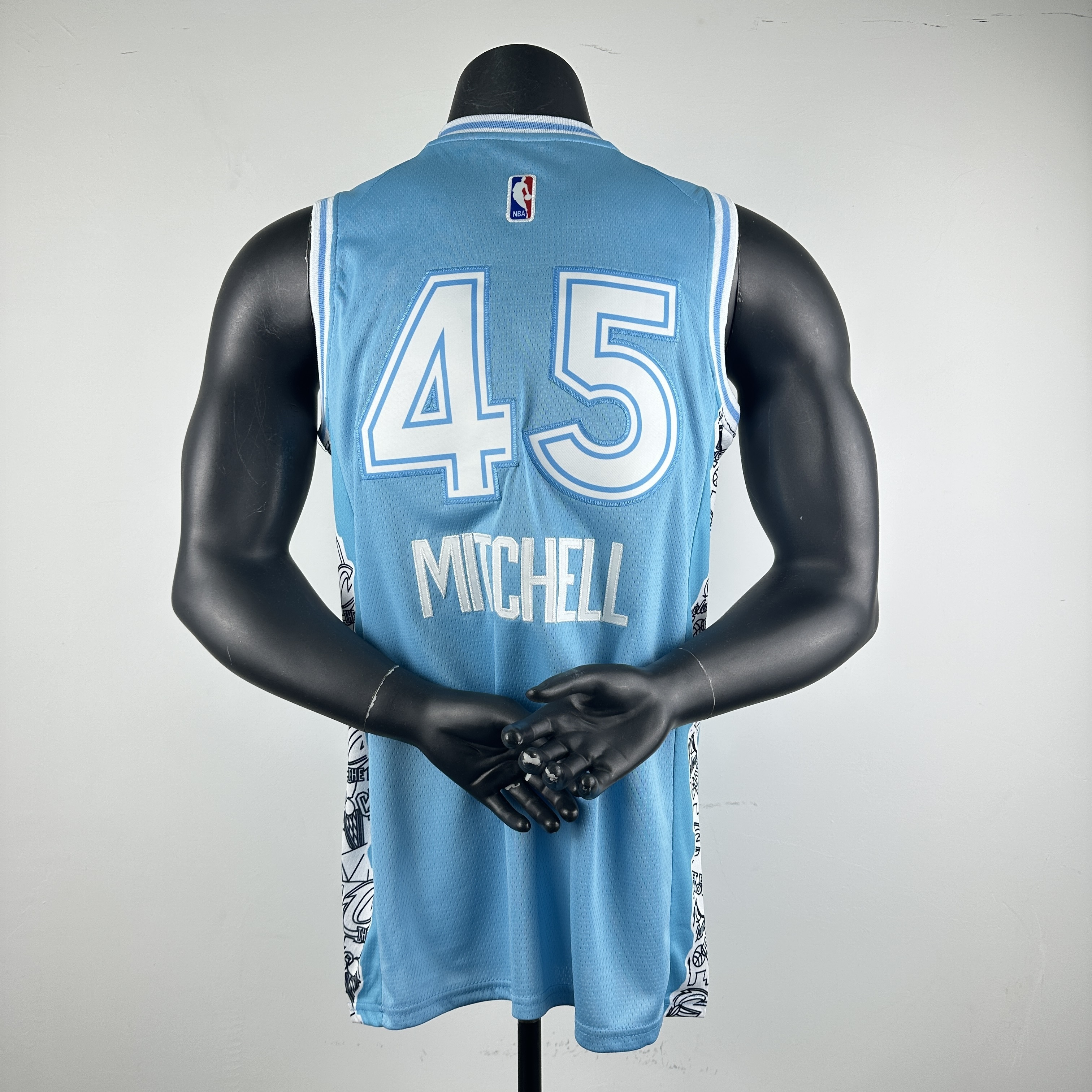 Embroidery 25th season Cavaliers City Edition No. 45 Mitchell