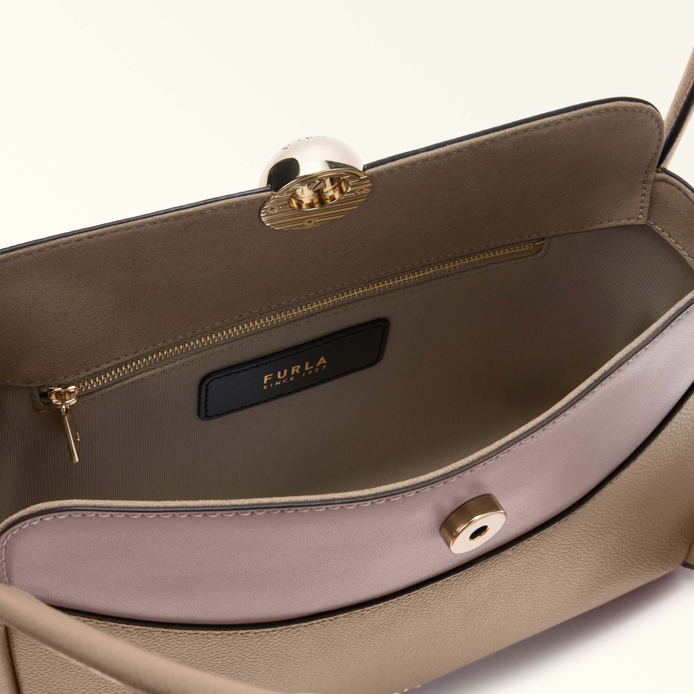 Furla Nicole Boston Bag M