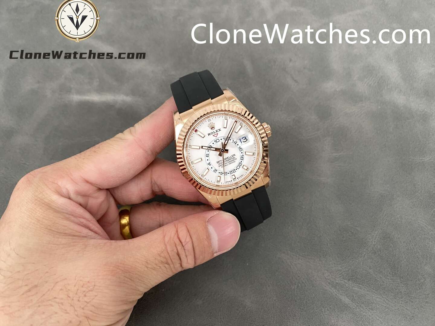 Rolex Super Clone Watch 1:1 Sky Dweller Rose Gold White Dial m336235-0003 42MM Rubber Strap