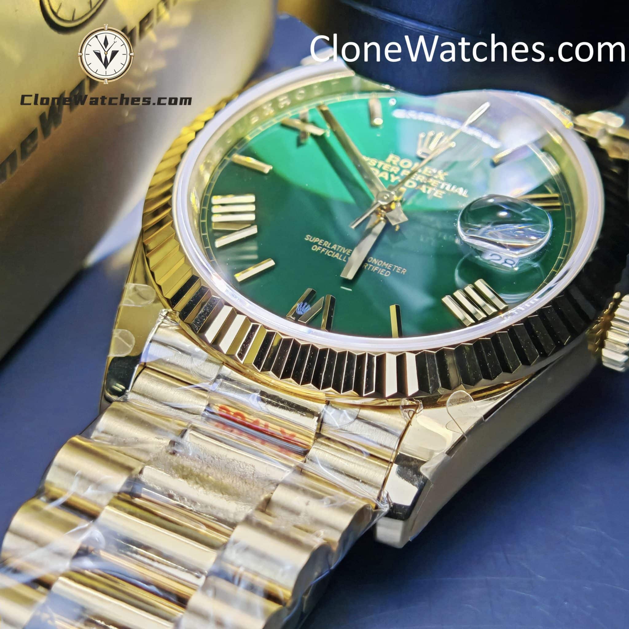Rolex Super Clone Watches 1:1 Day Date 18K Gold Green Roman Dial 40mm m228238 3255 Movement