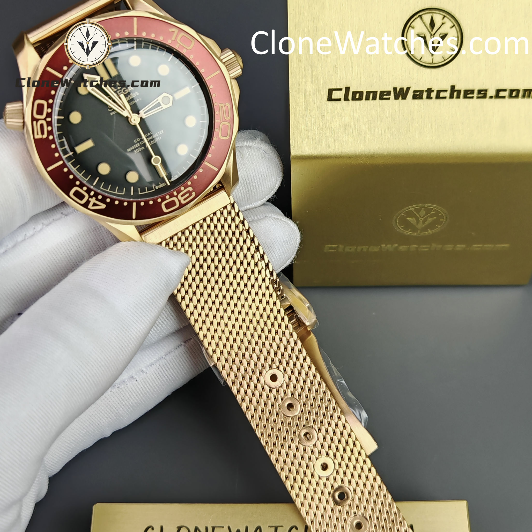 OMEGA Super Clone Watches 1:1 Seamaster Diver 300M 210.90.42.20.01.003 42mm