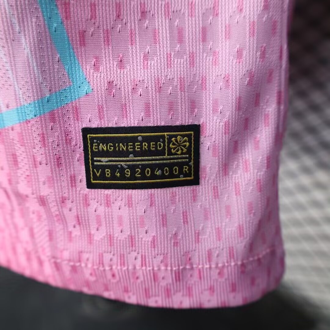 2025-26-Barcelona Special Edition Pink and White-Player Edition