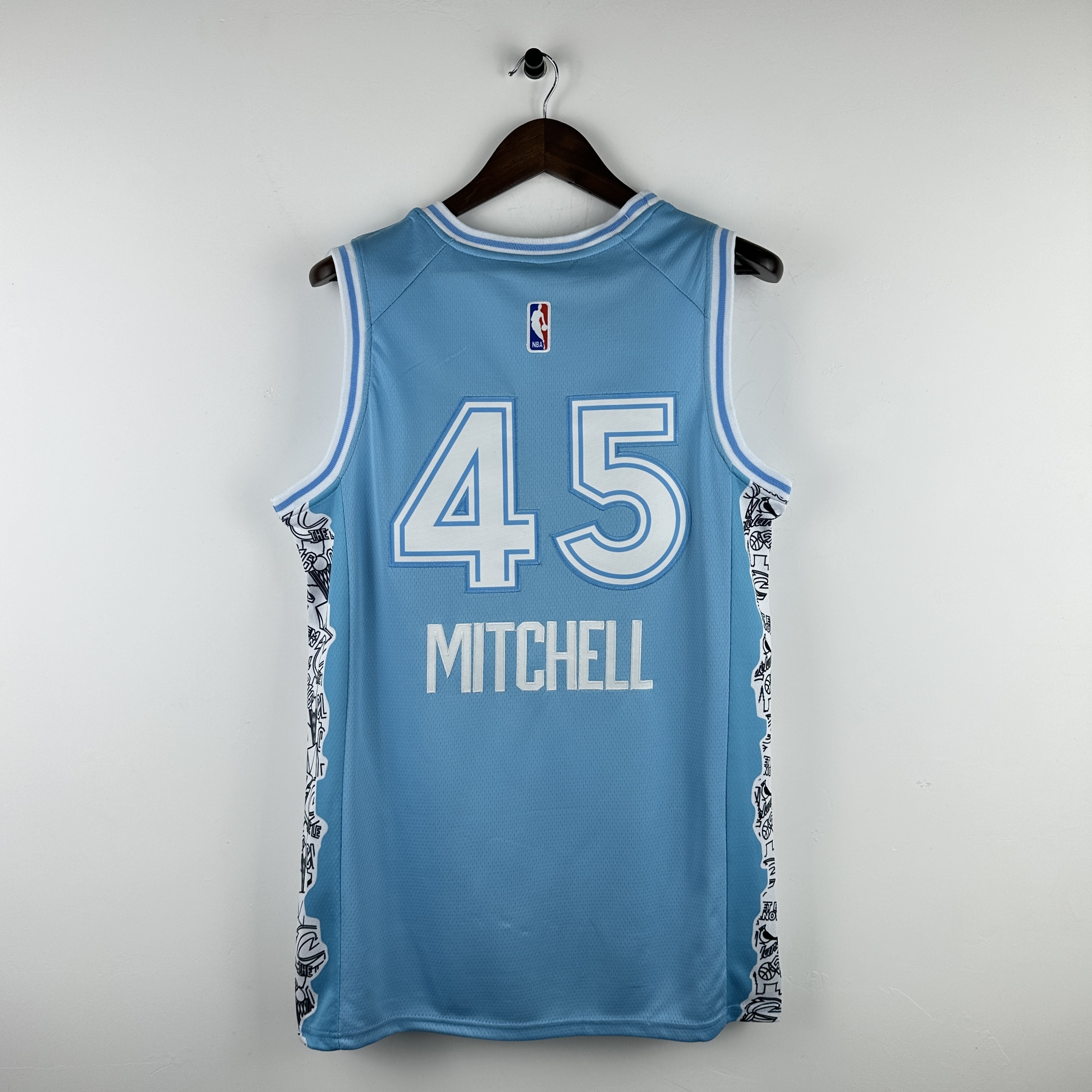 Embroidery 25th season Cavaliers City Edition No. 45 Mitchell