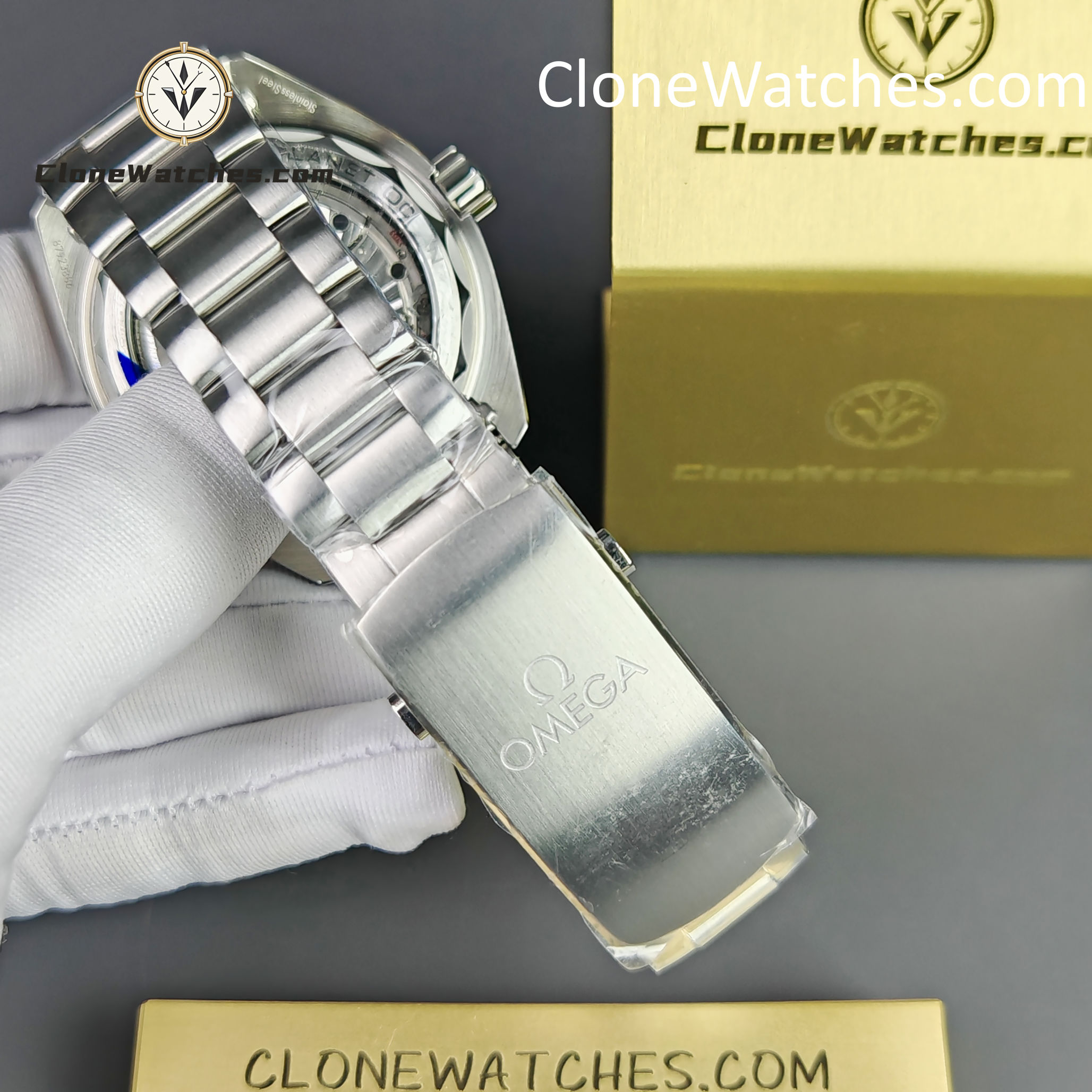 OMEGA Super Clone Watches 1:1 Seamaster Planet Ocean 600m 215.30.44.22.01.001 43.5MM