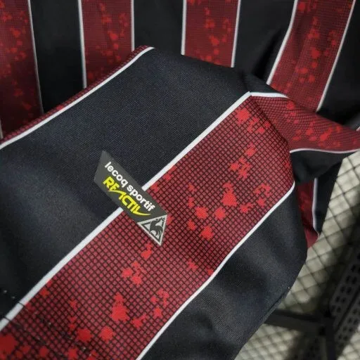 2008/2009 Manchester City away retro jersey