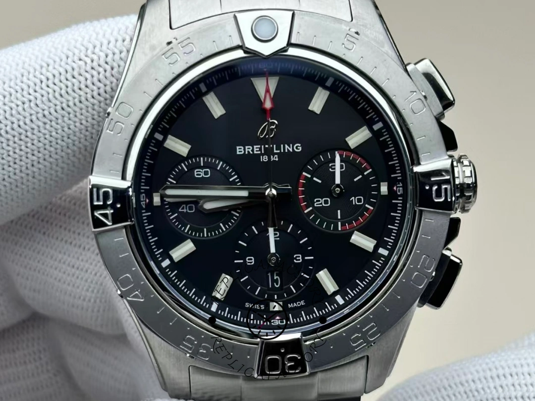 Breitling Avenger B01 Chronograph 44 Steel Men's Luxury Watch AB0147101B1A1 Replica