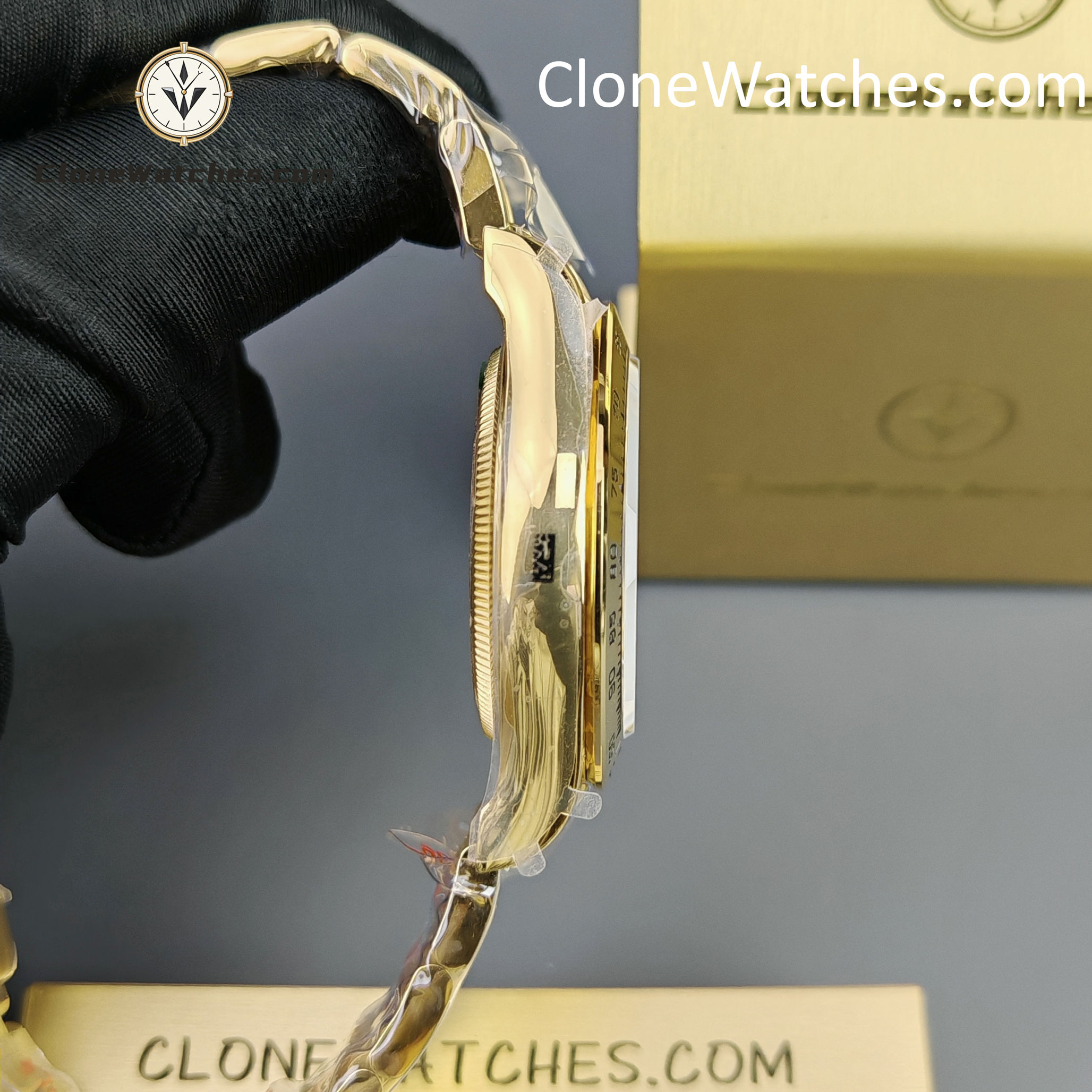Rolex Super Clone Watches 1:1 Daytona 18K Yellow Gold Plating M126508-0008 4131 Movement