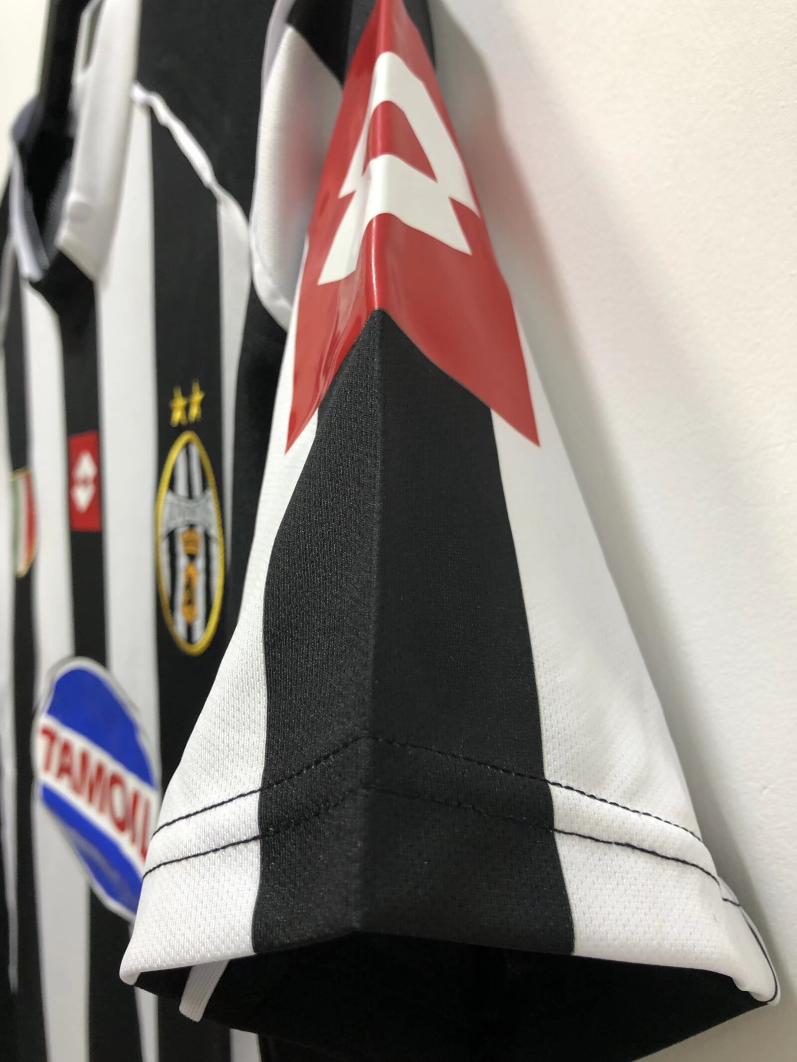 2002/2003 Juventus home retro jersey - Fans Edition