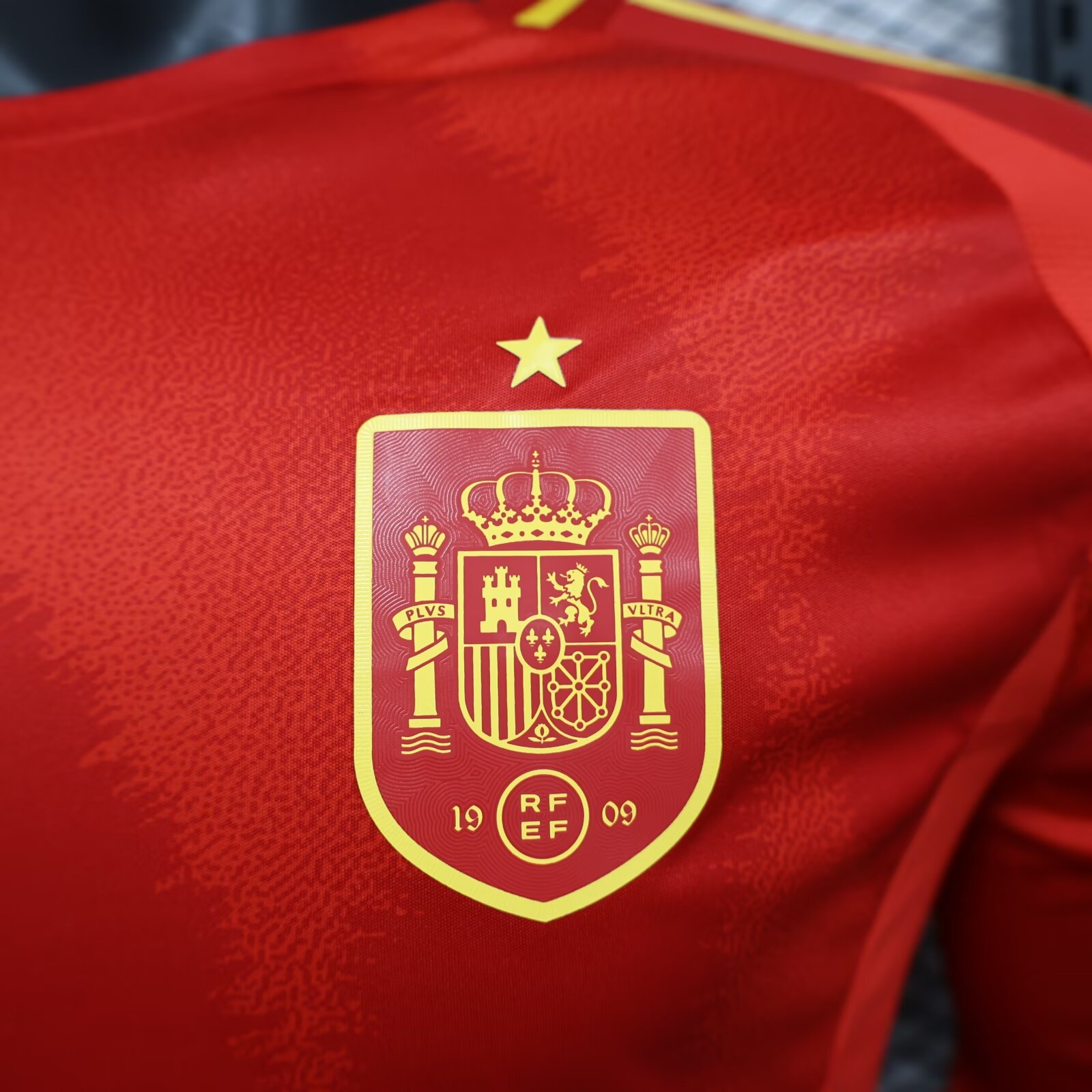2024/25 Spain Home Long Sleeve Players 1:1 Thailand Quality