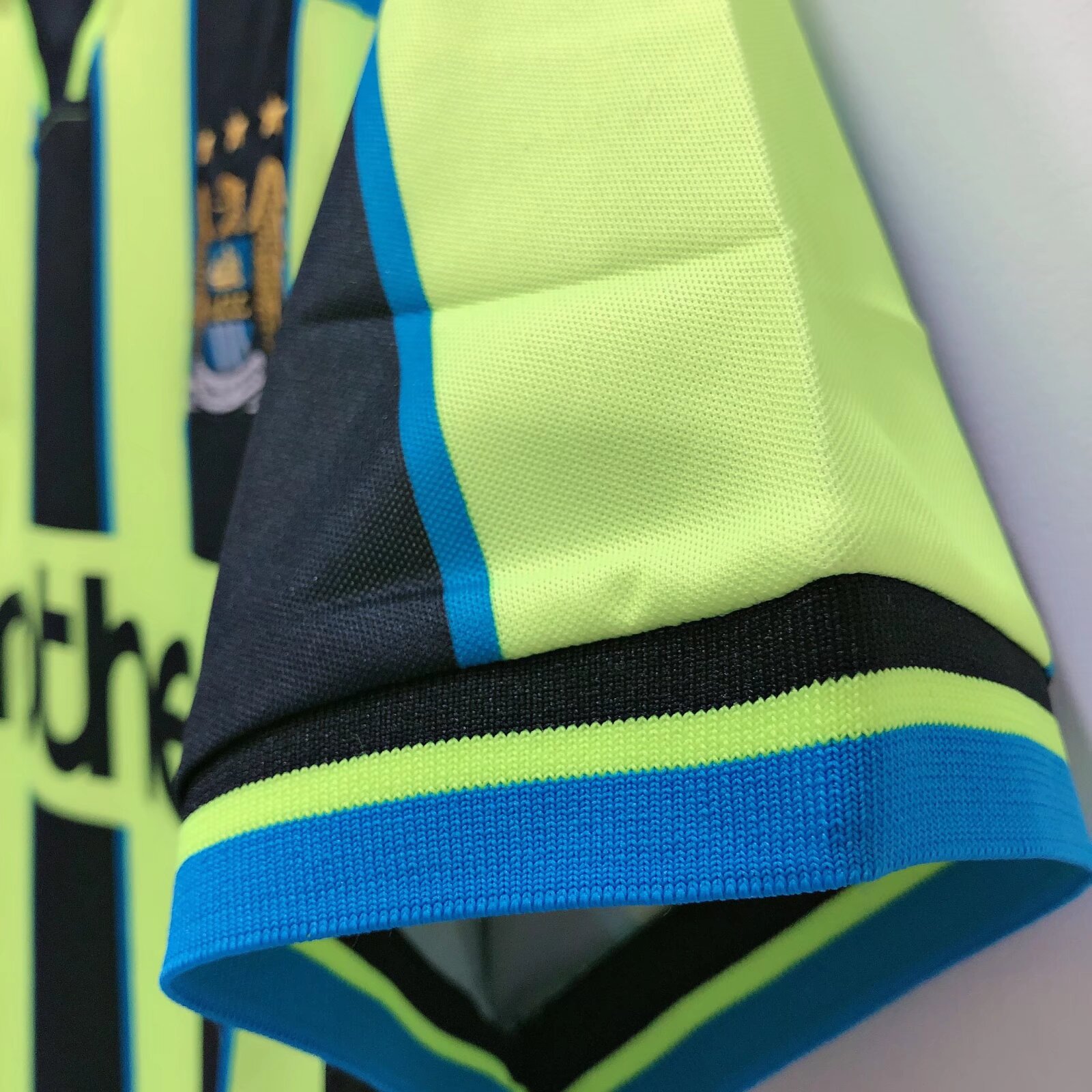 1998/1999 Manchester City away jersey: 1Thai quality - Fans Edition