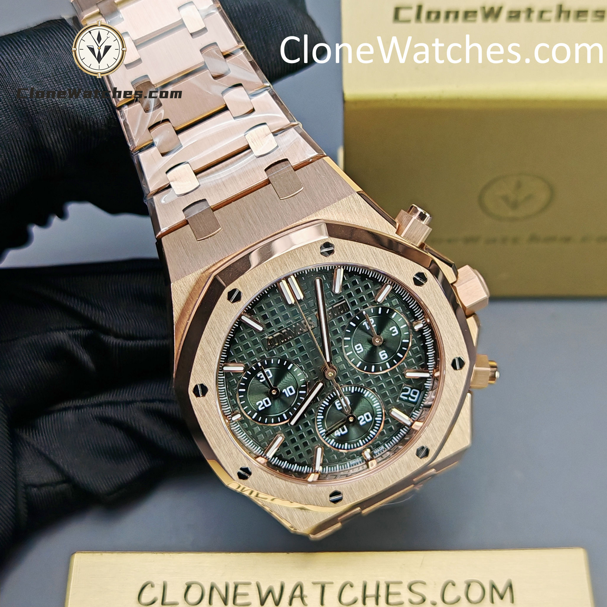 Audemars Piguet Super Clone Watches 1:1 Royal Oak Rose Gold 26240 Green Dial