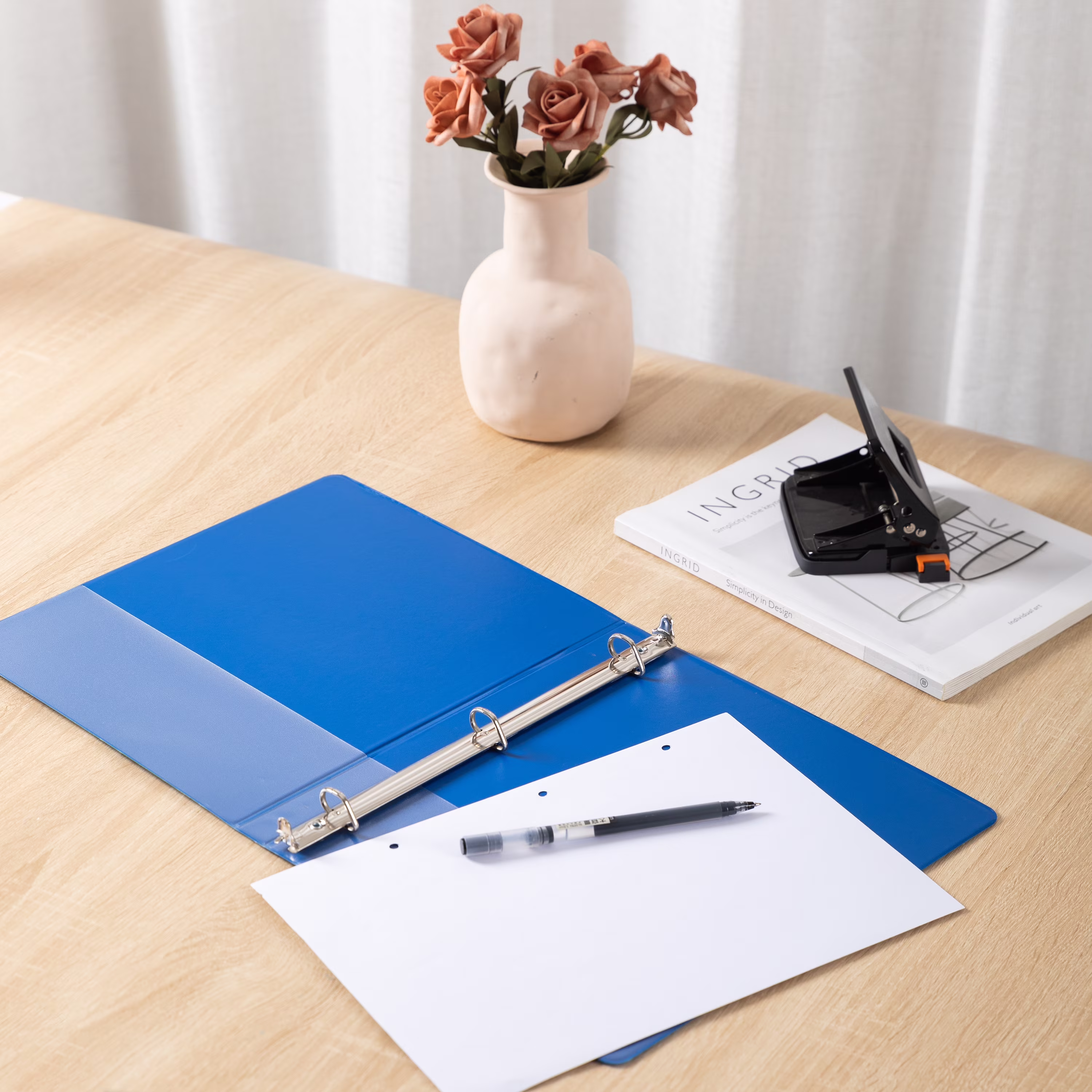 Pen+Gear Durable View 1/2 in D-Ring Binder, Cobalt Blue
