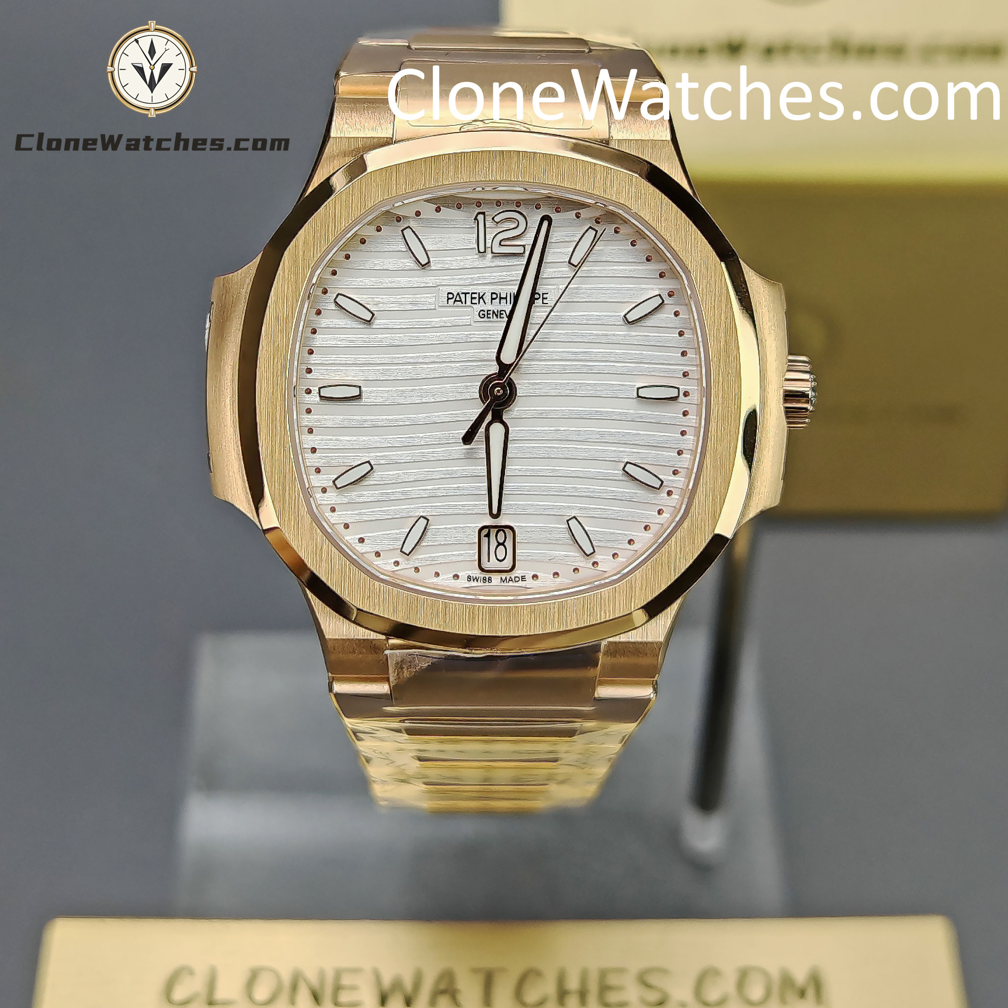 Patek Philippe Super Clone Watches 1:1 Nautilus Rose Gold 7118/1R-001 35.2 mm