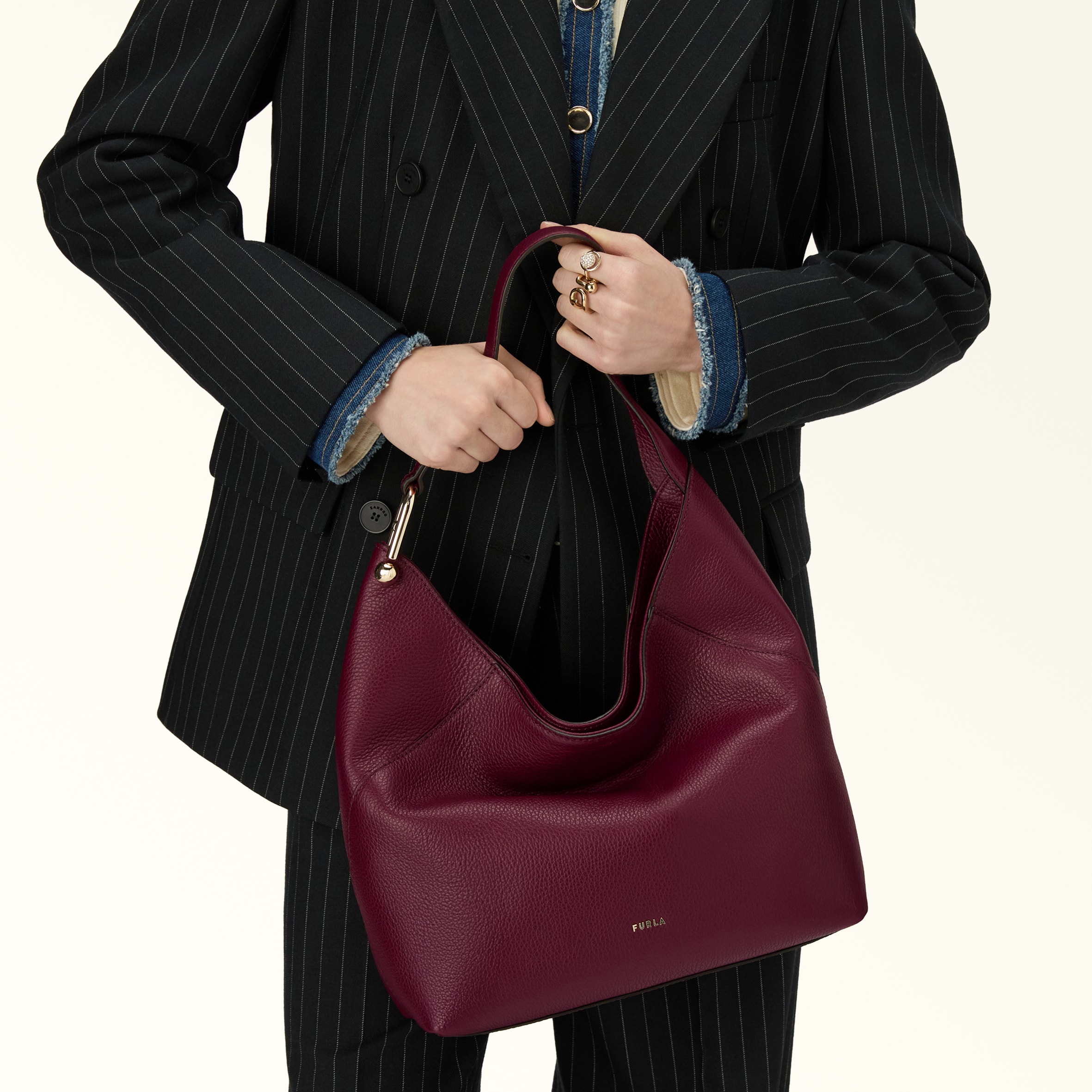 Furla Lara Shoulder Bag M