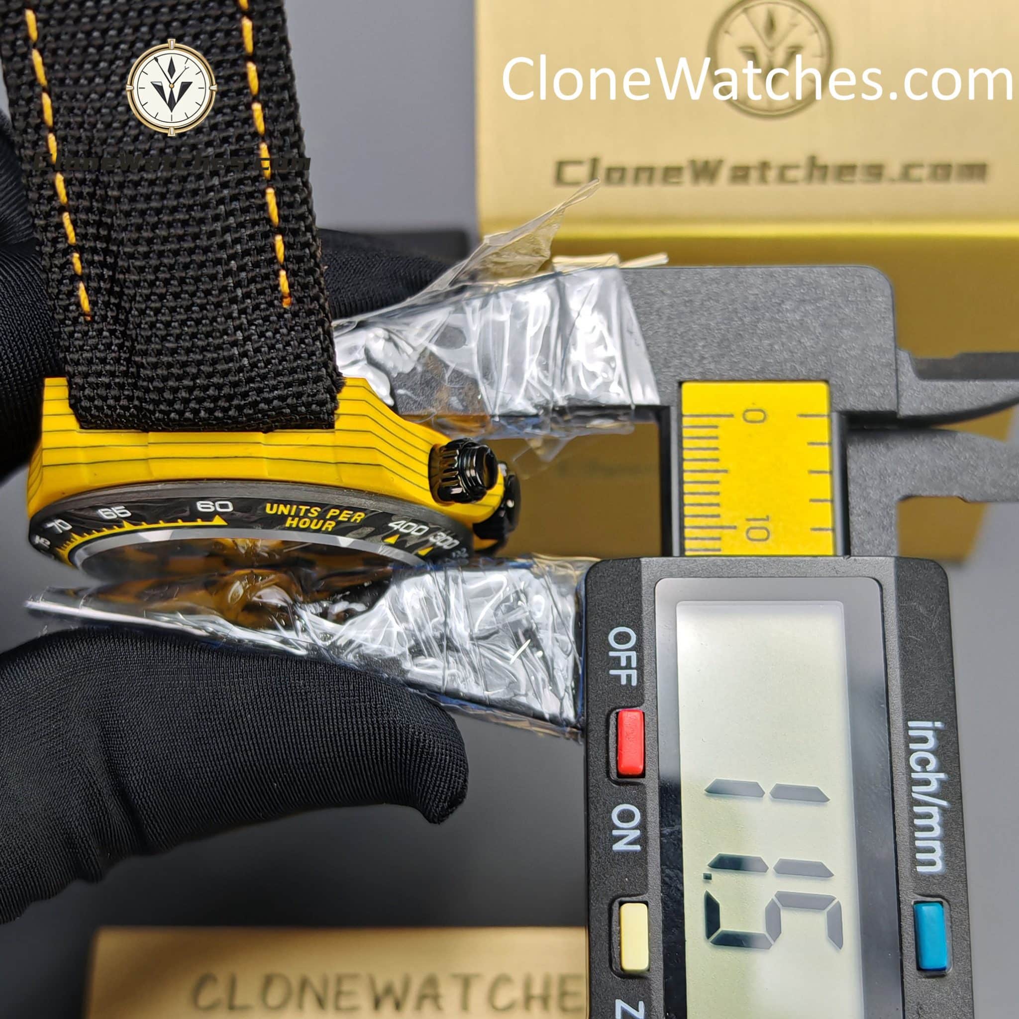 Modified Super Clone Watches 1:1 DiW Rolex Daytona Carbon Fiber BUMBLEBEE