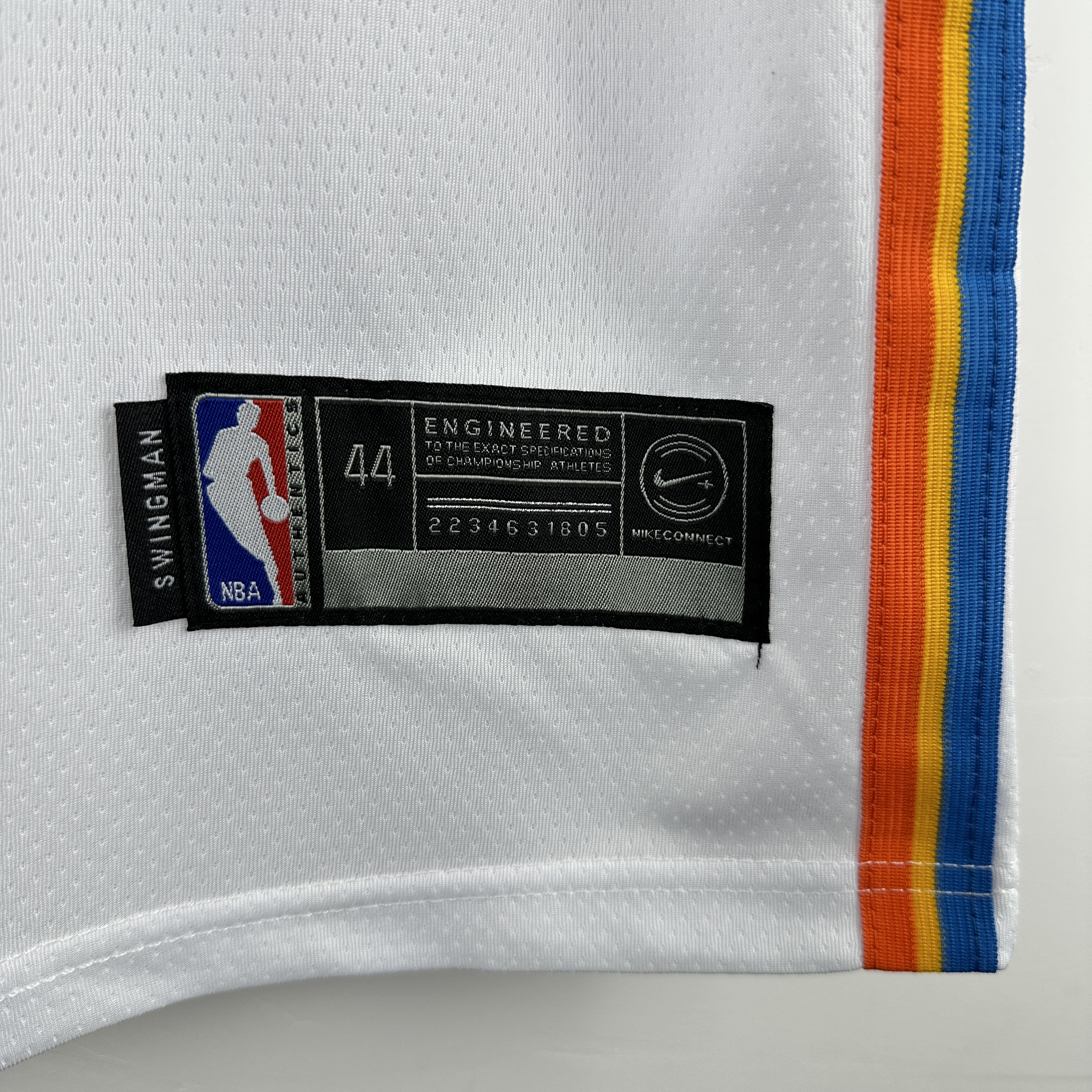 Embroidery Thunder White No. 2 Alexander