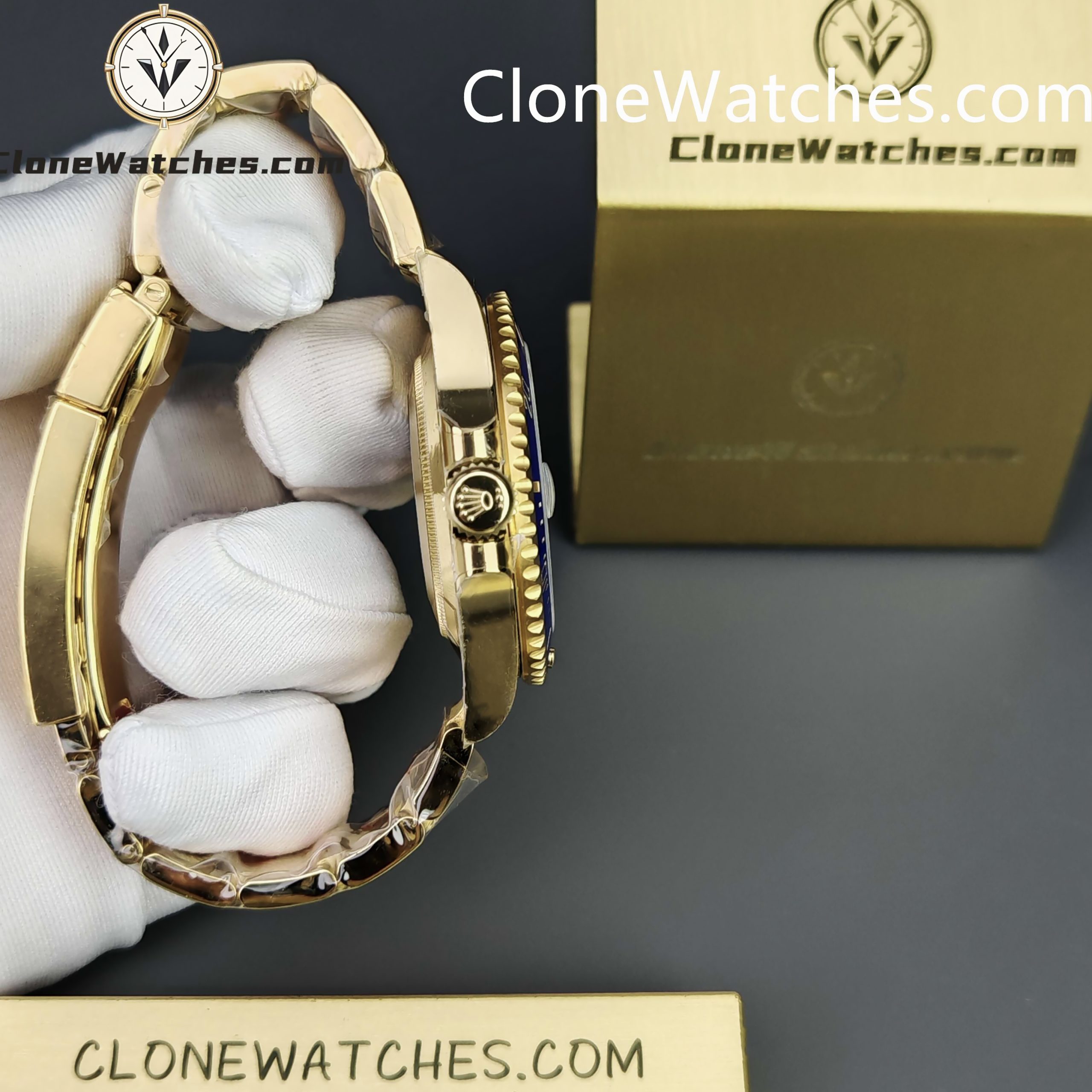 Rolex Super Clone Watches 1:1 18K Gold Blue Dial Submariner 126618LB 3235 Movement
