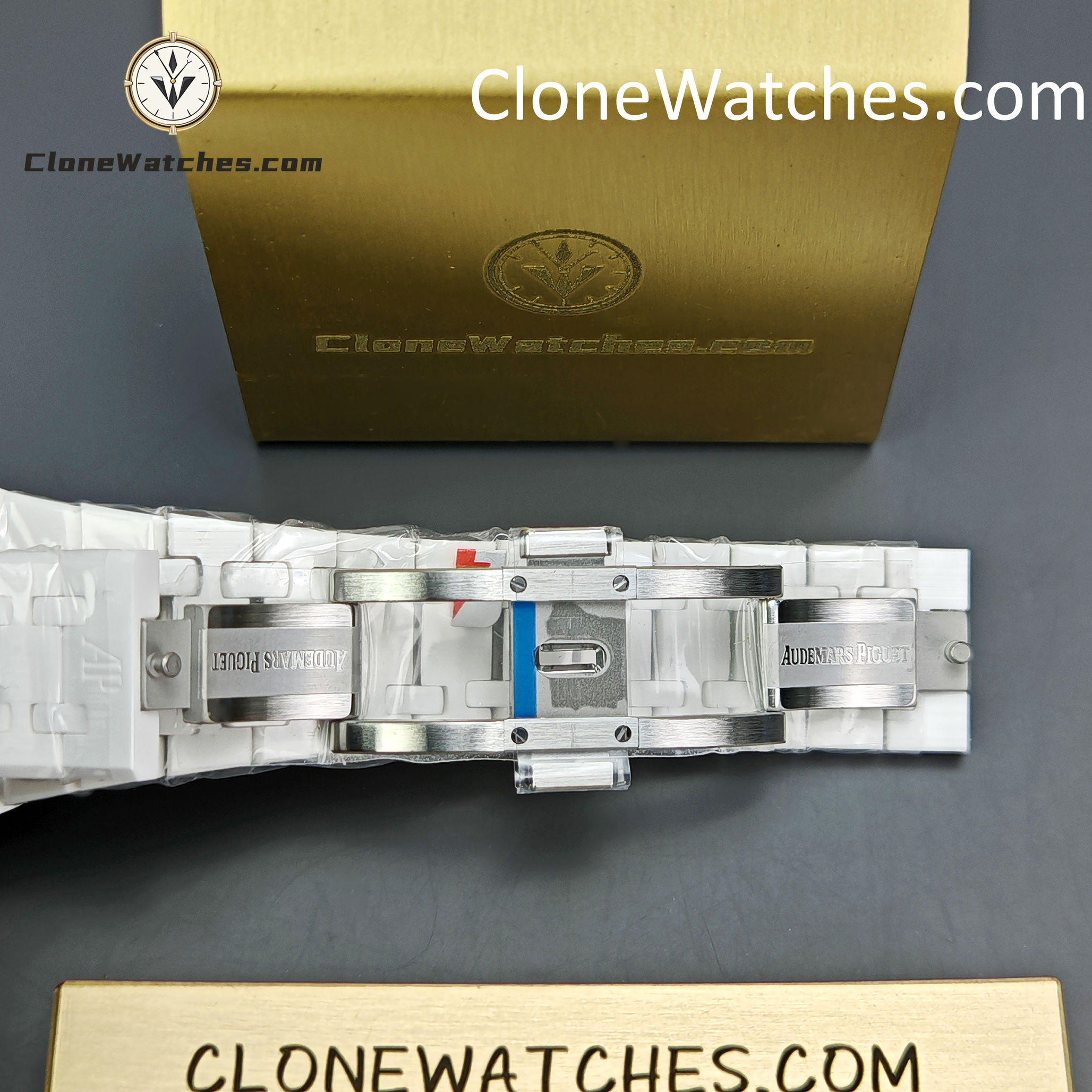 Audemars Piguet Super Clone Watches 1:1 Royal Oak White Ceramic 15500 White Dial 41MM