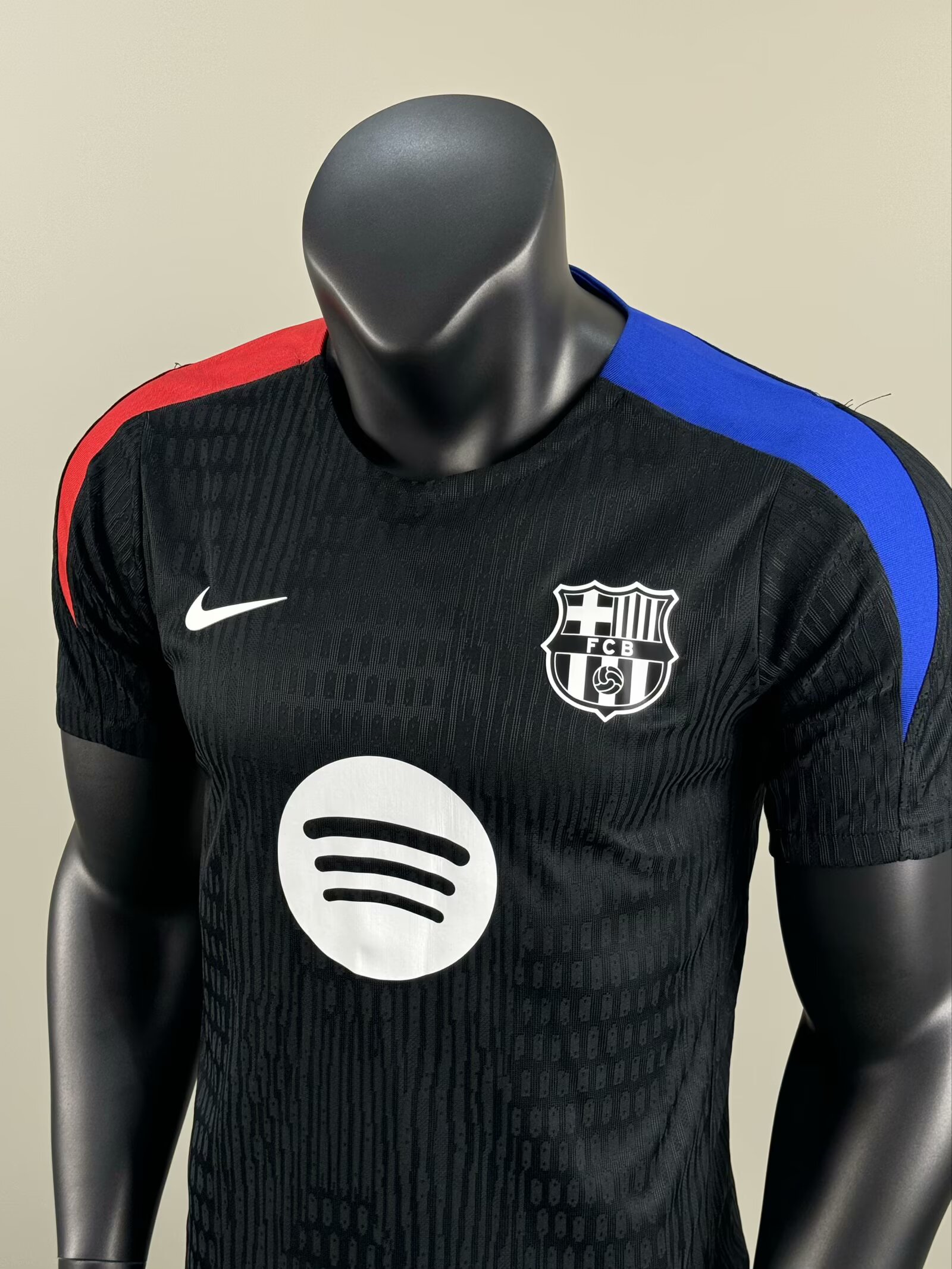25-26 Barcelona black training jersey - player version