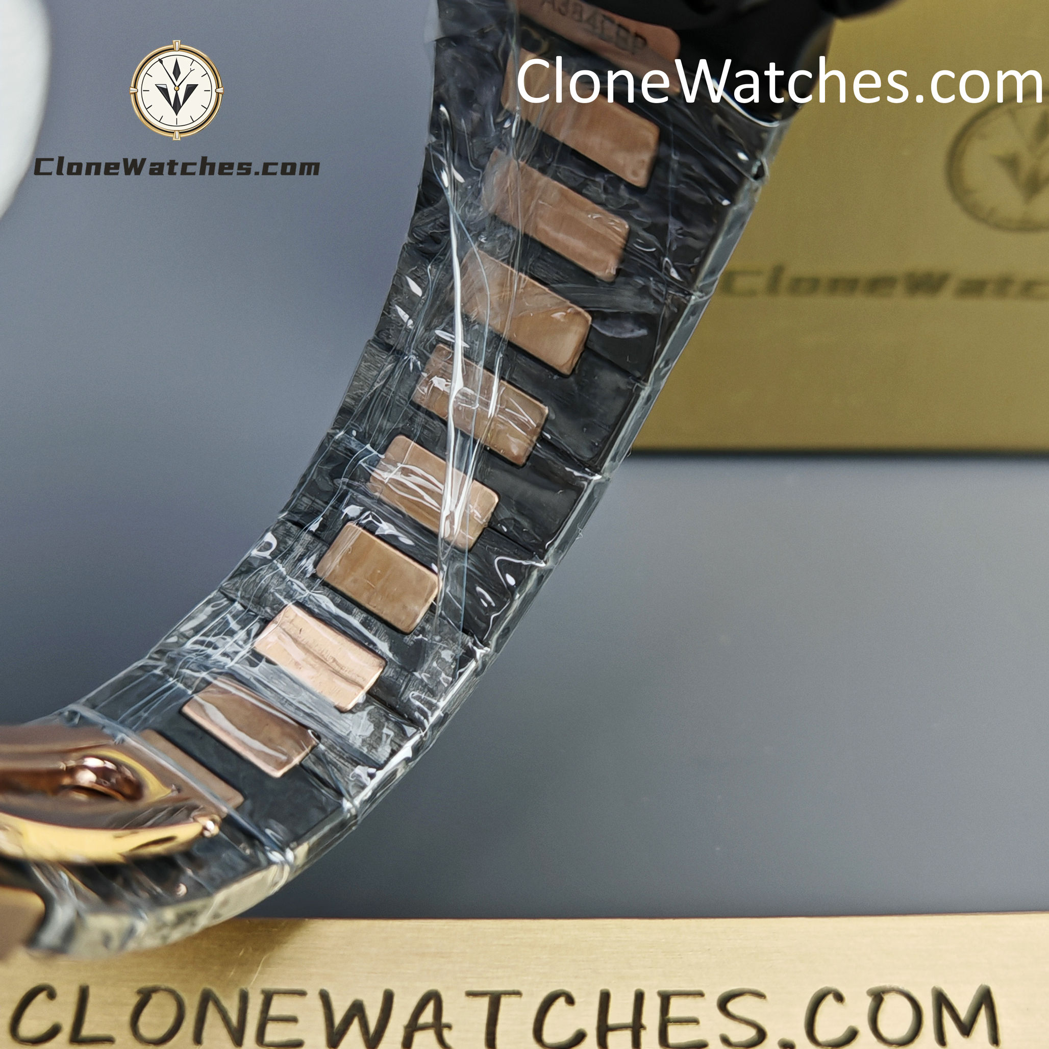 Modified Super Clone Watches 1:1 DiW Patek Philippe Nautilus 5711/1A “ROSE GOLD BLACK GRAIL”