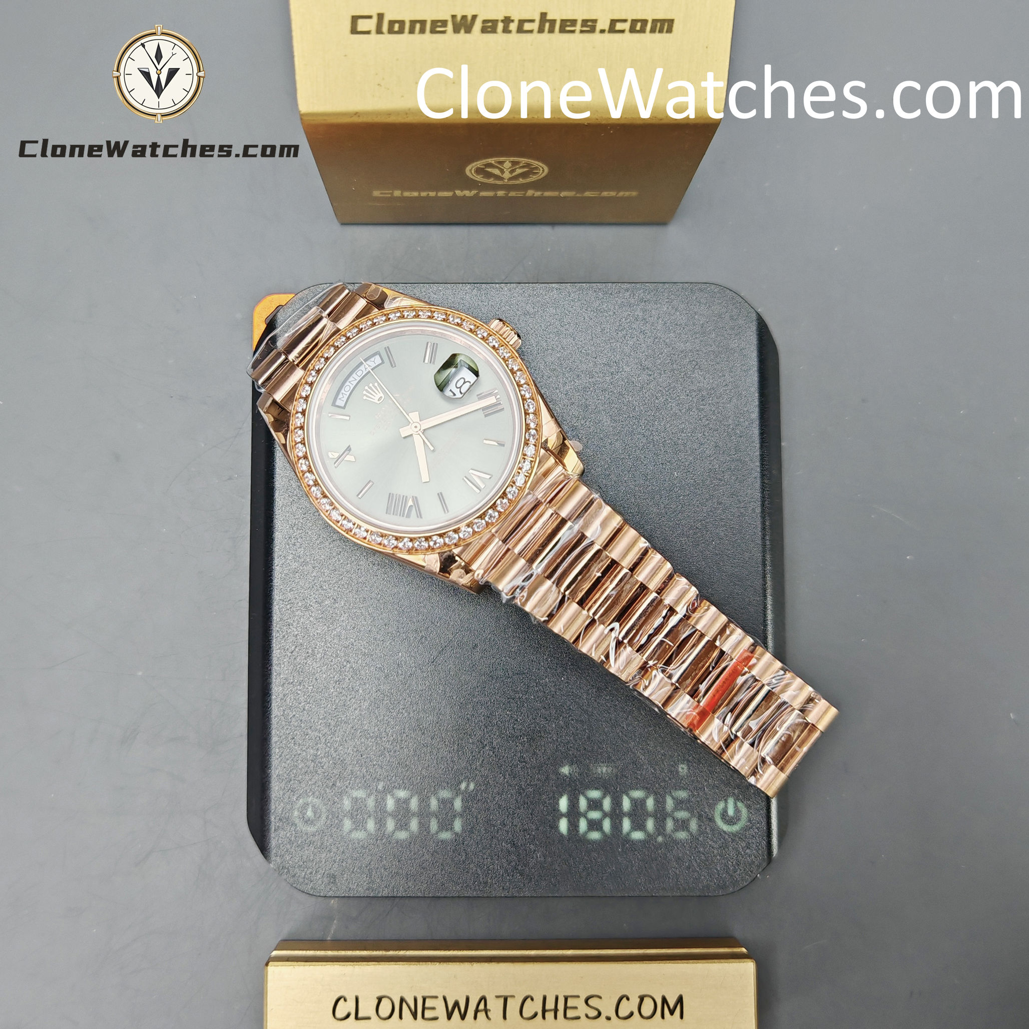 Rolex Super Clone Watches 1:1 Day Date Rose Gold Green Roman Dial 40mm m228345rbr-0011 3255 Movement