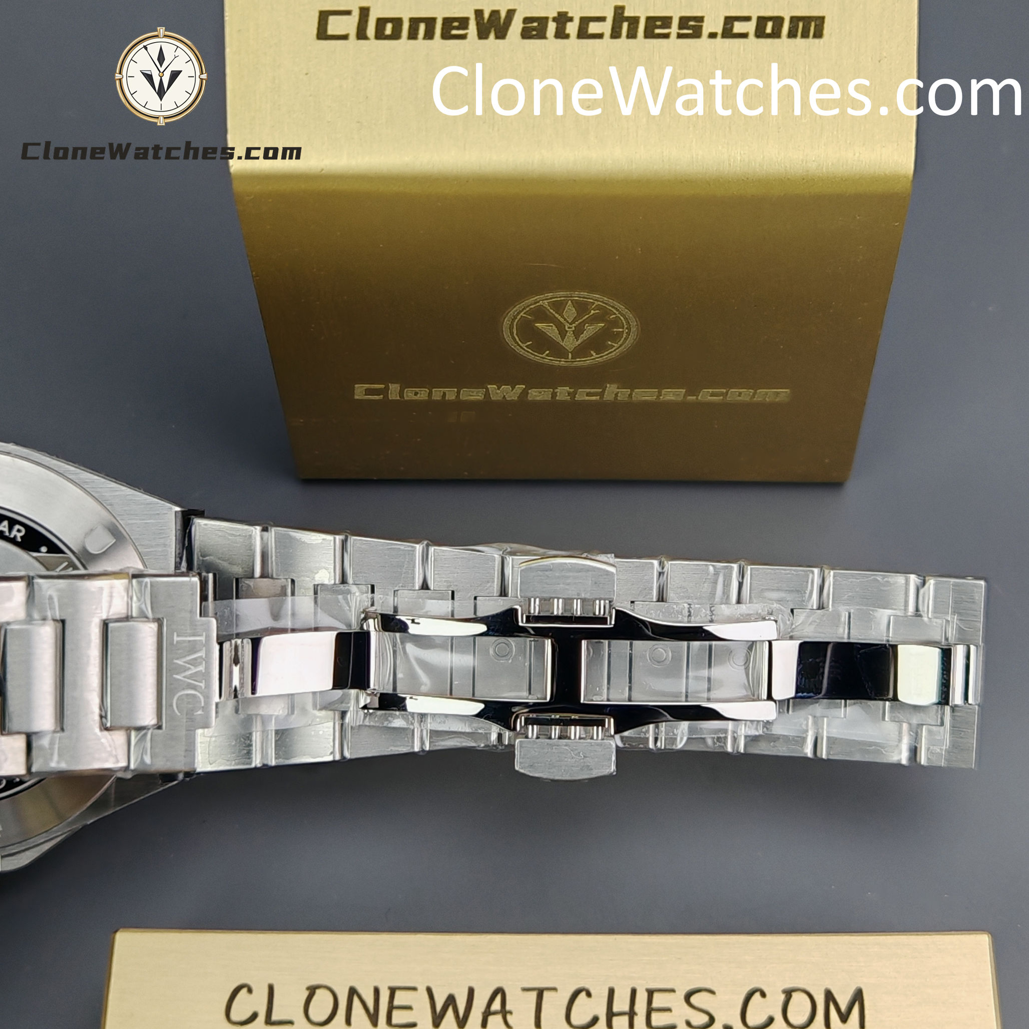 IWC Super Clone Watches 1:1 IW328902 Ingenieur Automatic 40 Silver plated Dial