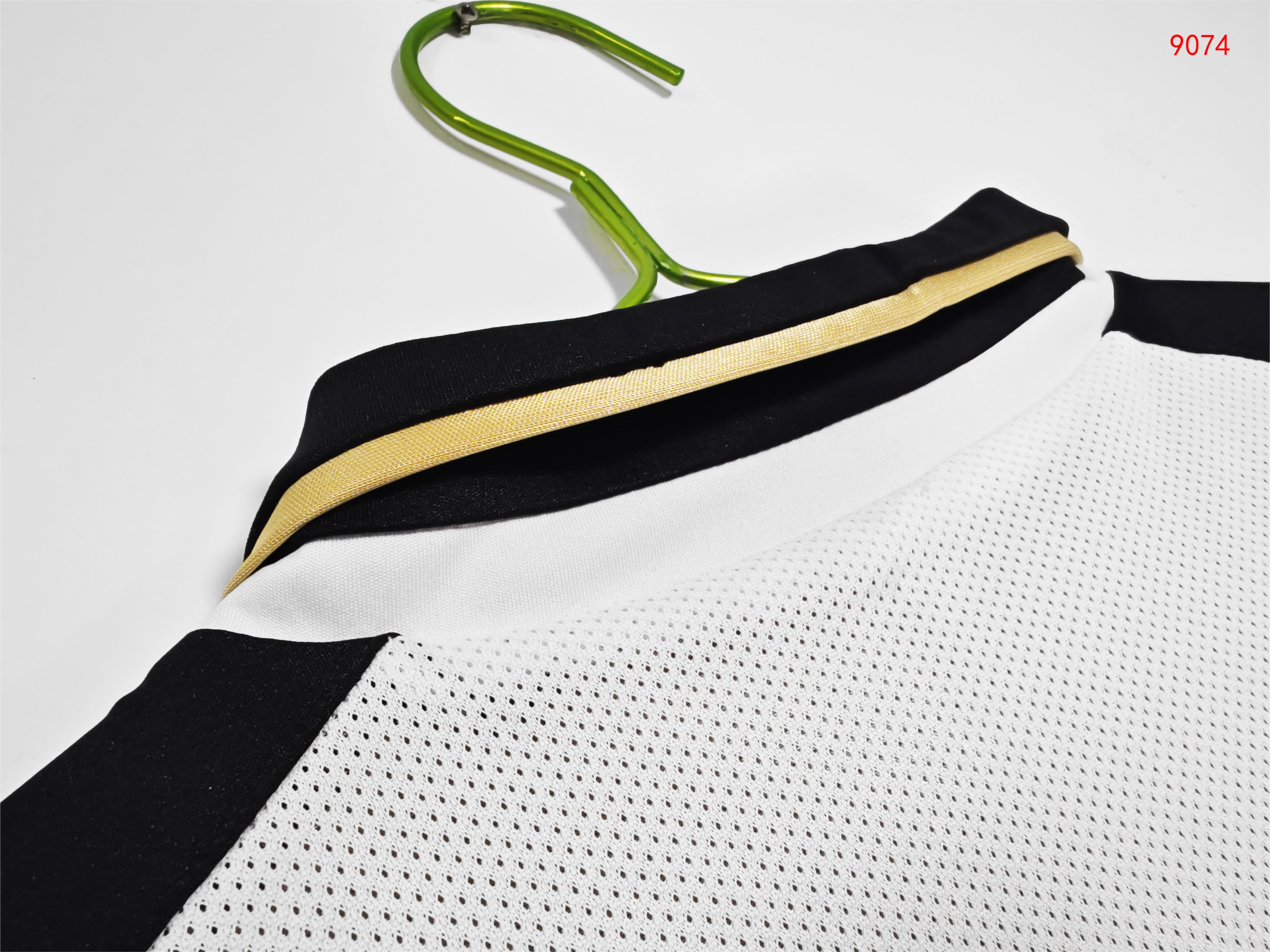 2001/02 Manchester United Centenary Retro White Shirt-Fans