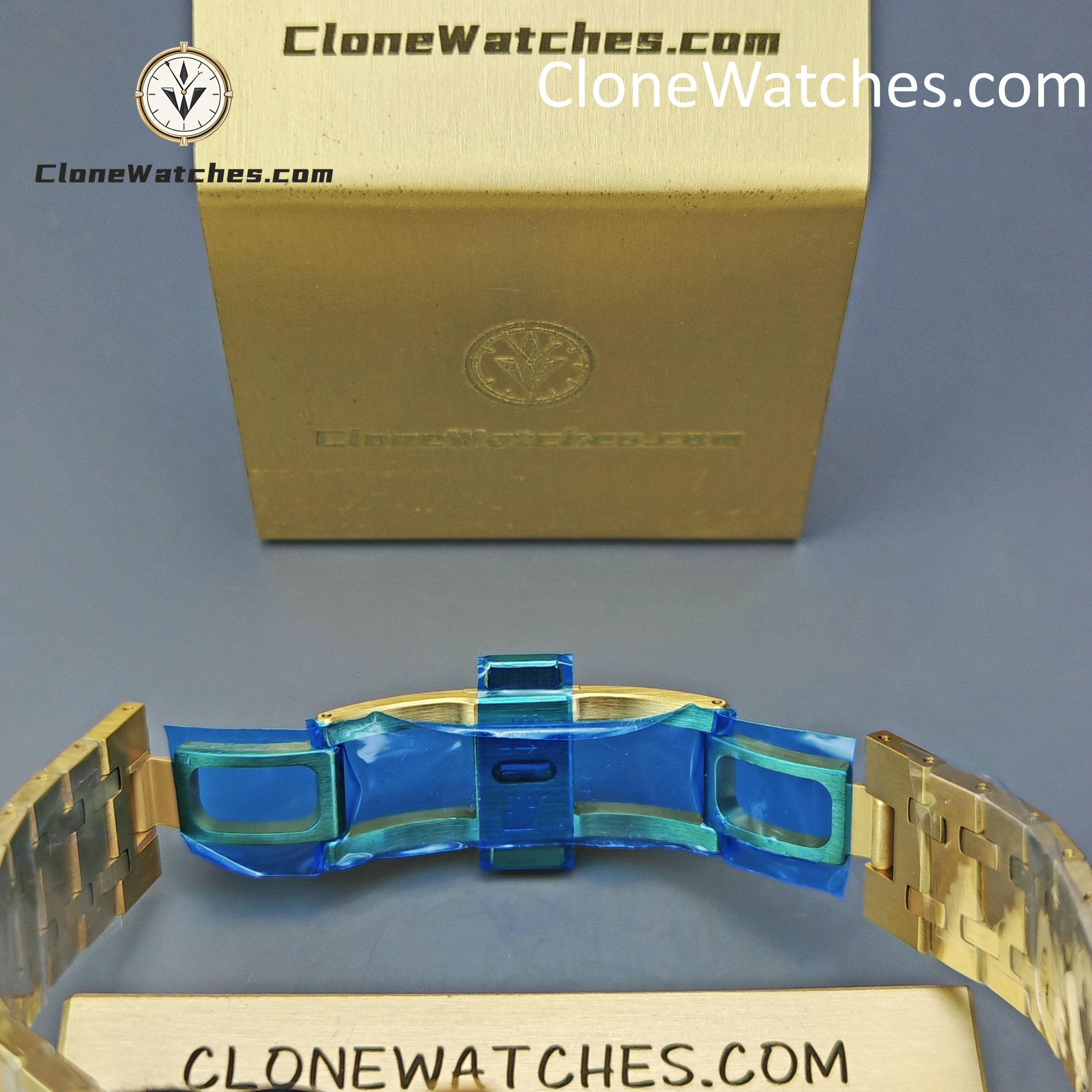 Audemars Piguet Super Clone Watches 1:1 Royal Oak Smoked Gold Dial 26240BA Selfwinding Chronograph