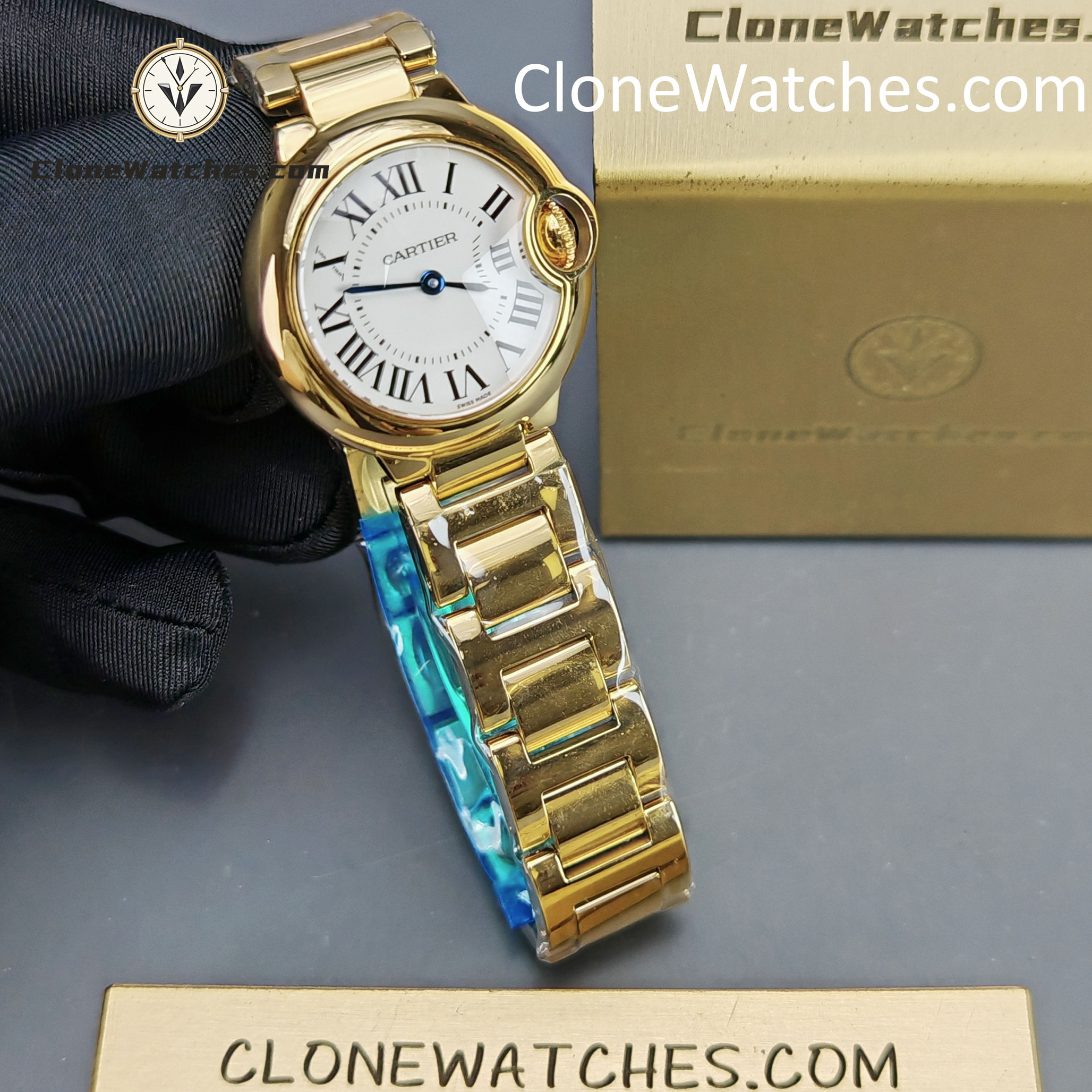 Cartier Super Clone Watches 1:1 Ballon Bleu de 18K Gold W69001Z2 Silver Dial 28mm