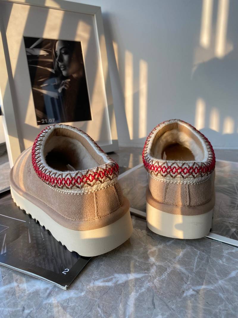 UGG Women’s Tasman Tazzlita-Thin Sole