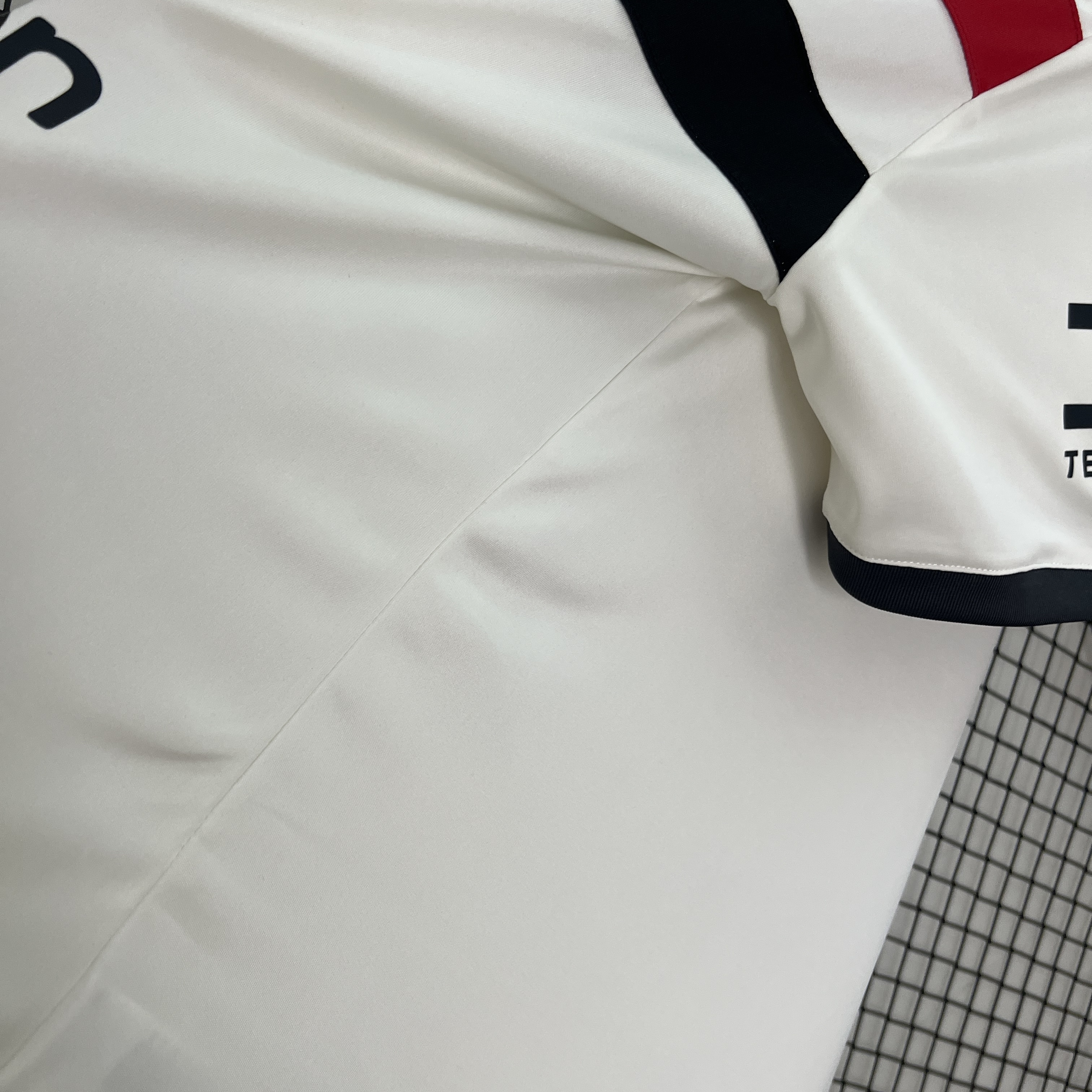 2024/25 Manchester United Second Away Shirt - Fans Edition