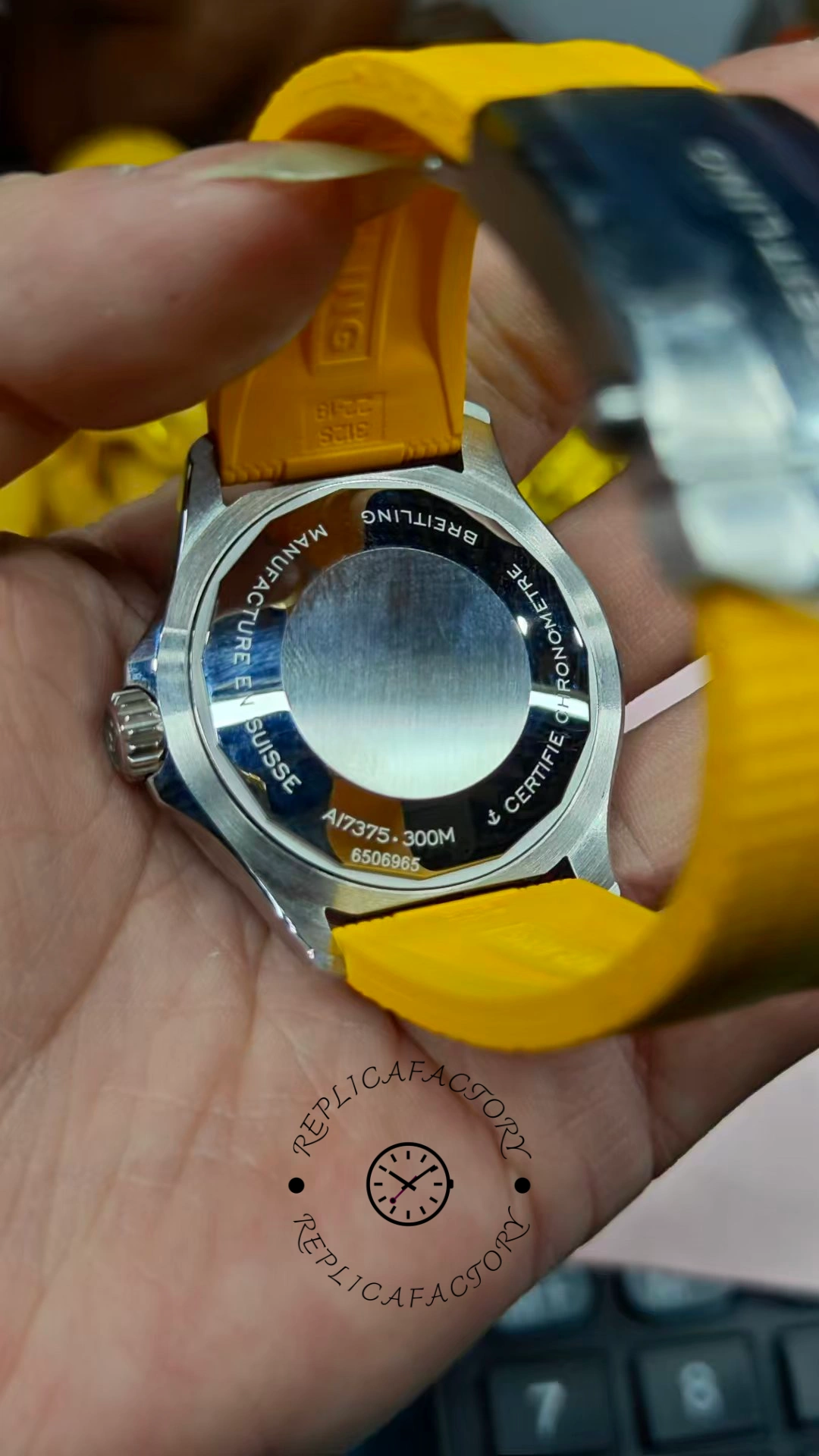 Breitling Superocean Automatic 42mm A17375211B2S4 Replica